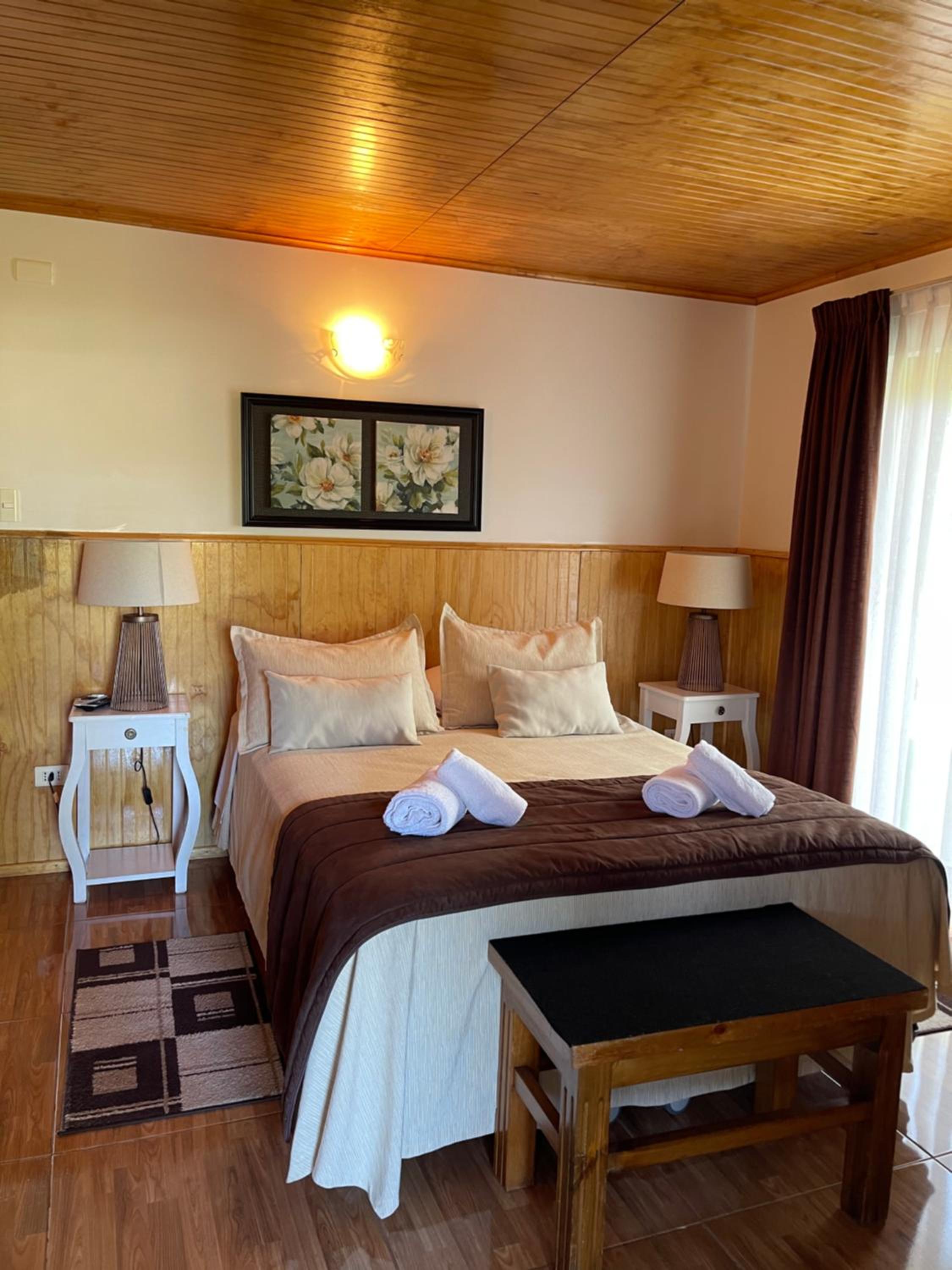 Teanehi Bed & Breakfast