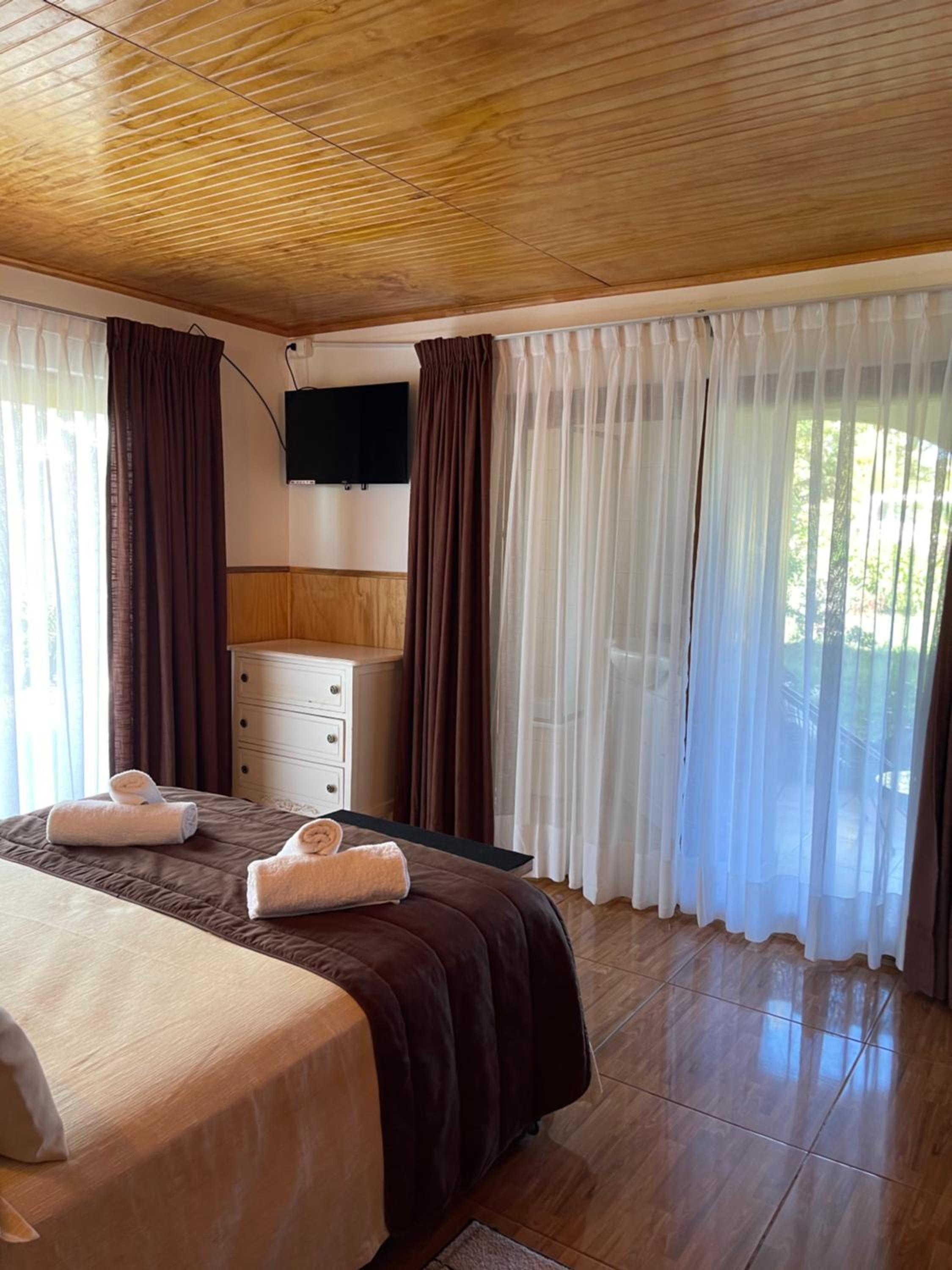 Teanehi Bed & Breakfast
