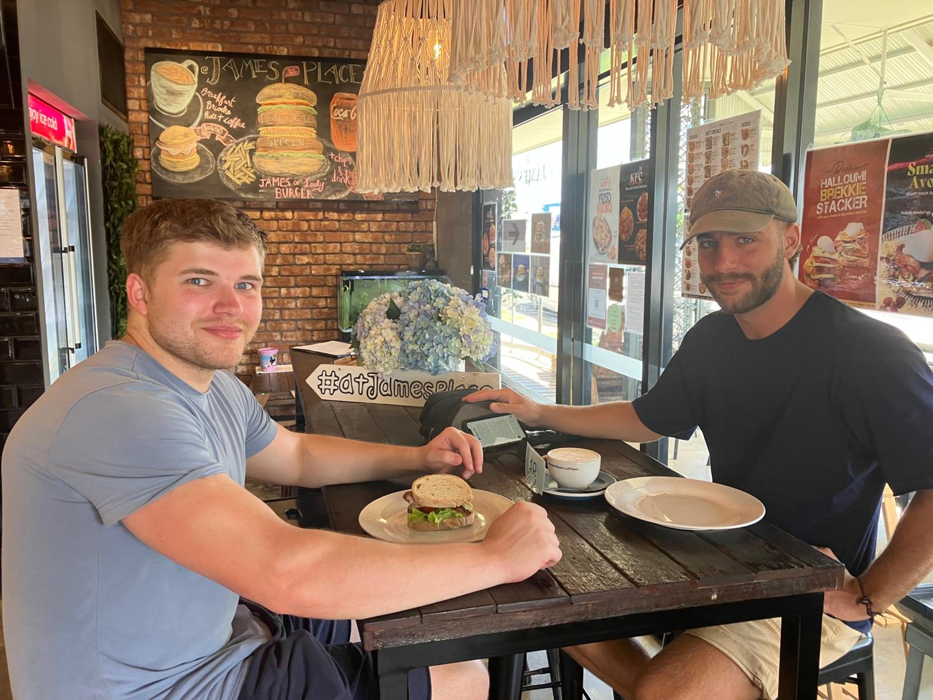Tomato Backpackers