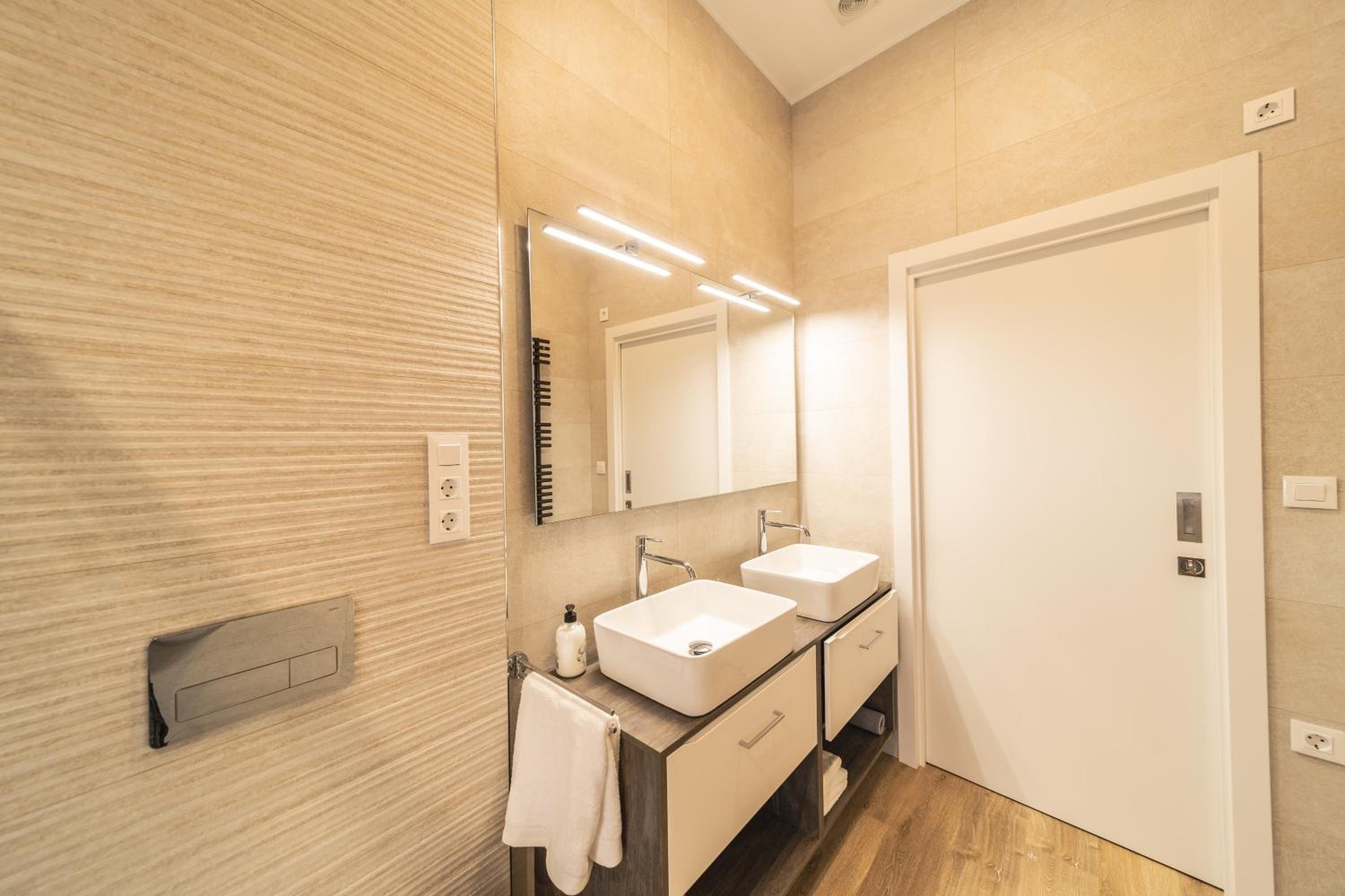 APARTAMENTOS CASA ARADIÑA 2