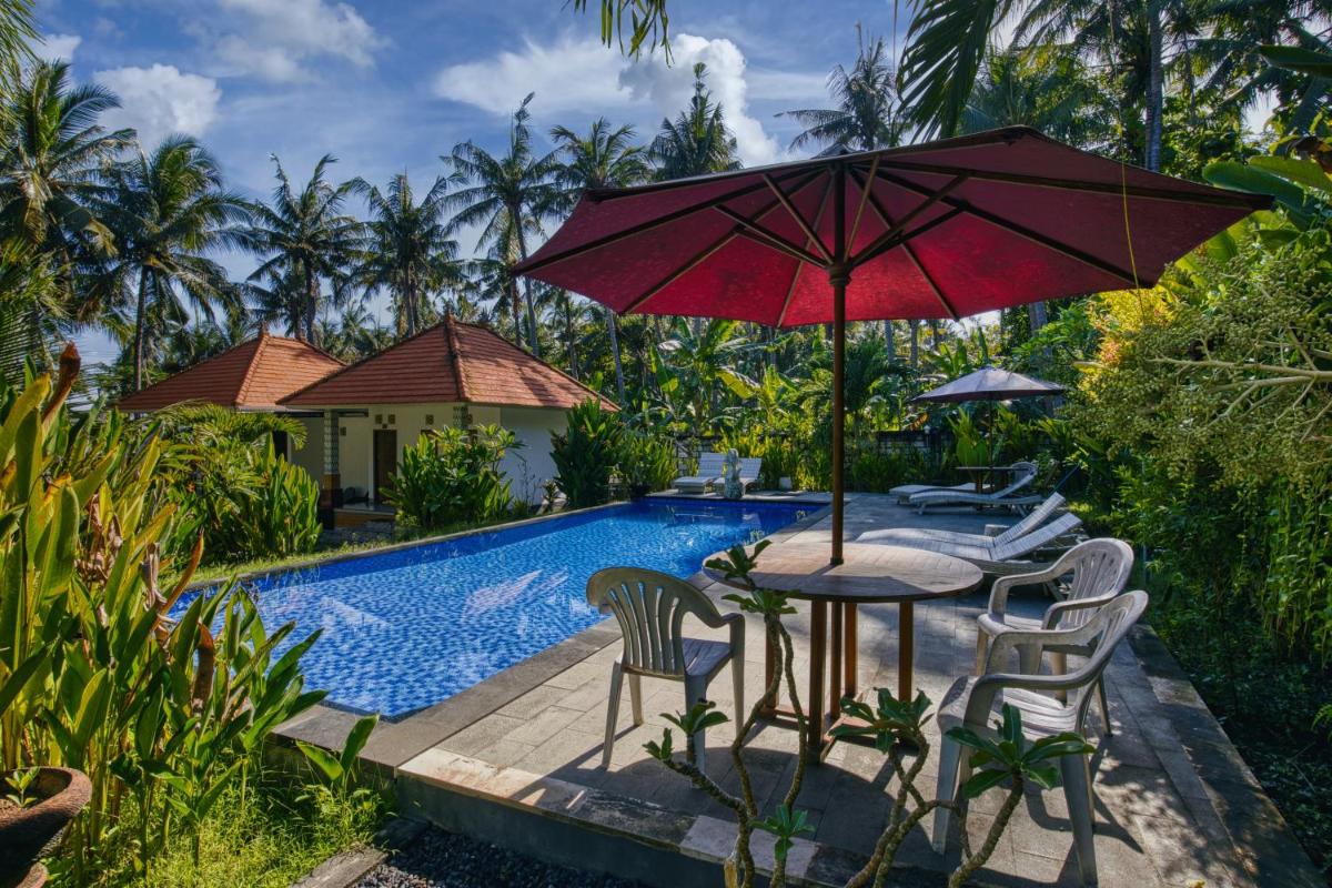 Coconut Hill Cottage view 5
