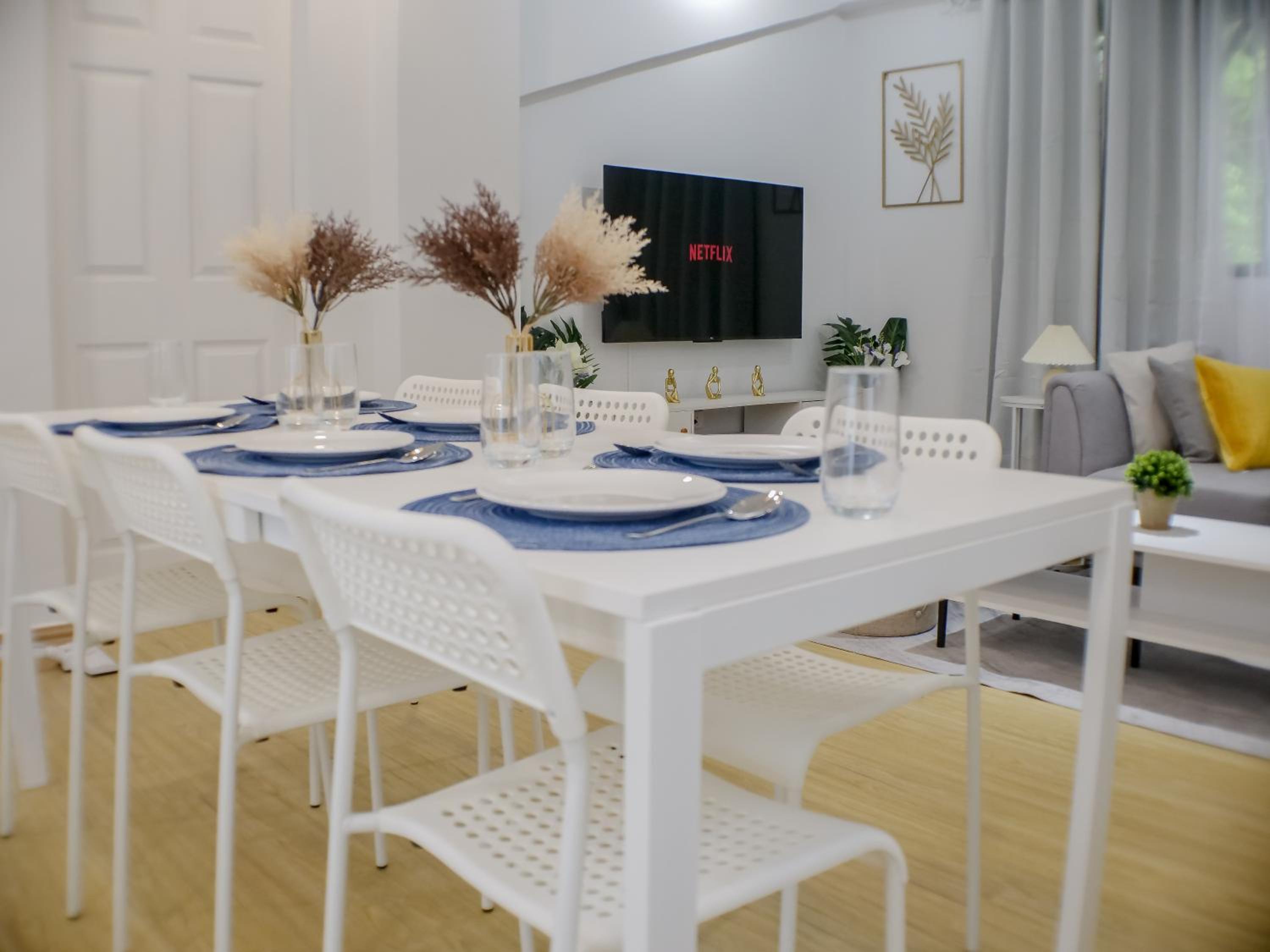 Fully Furnished 2BR Newly Renovated Apartment by the White Beach - 1min walk from door step view 3