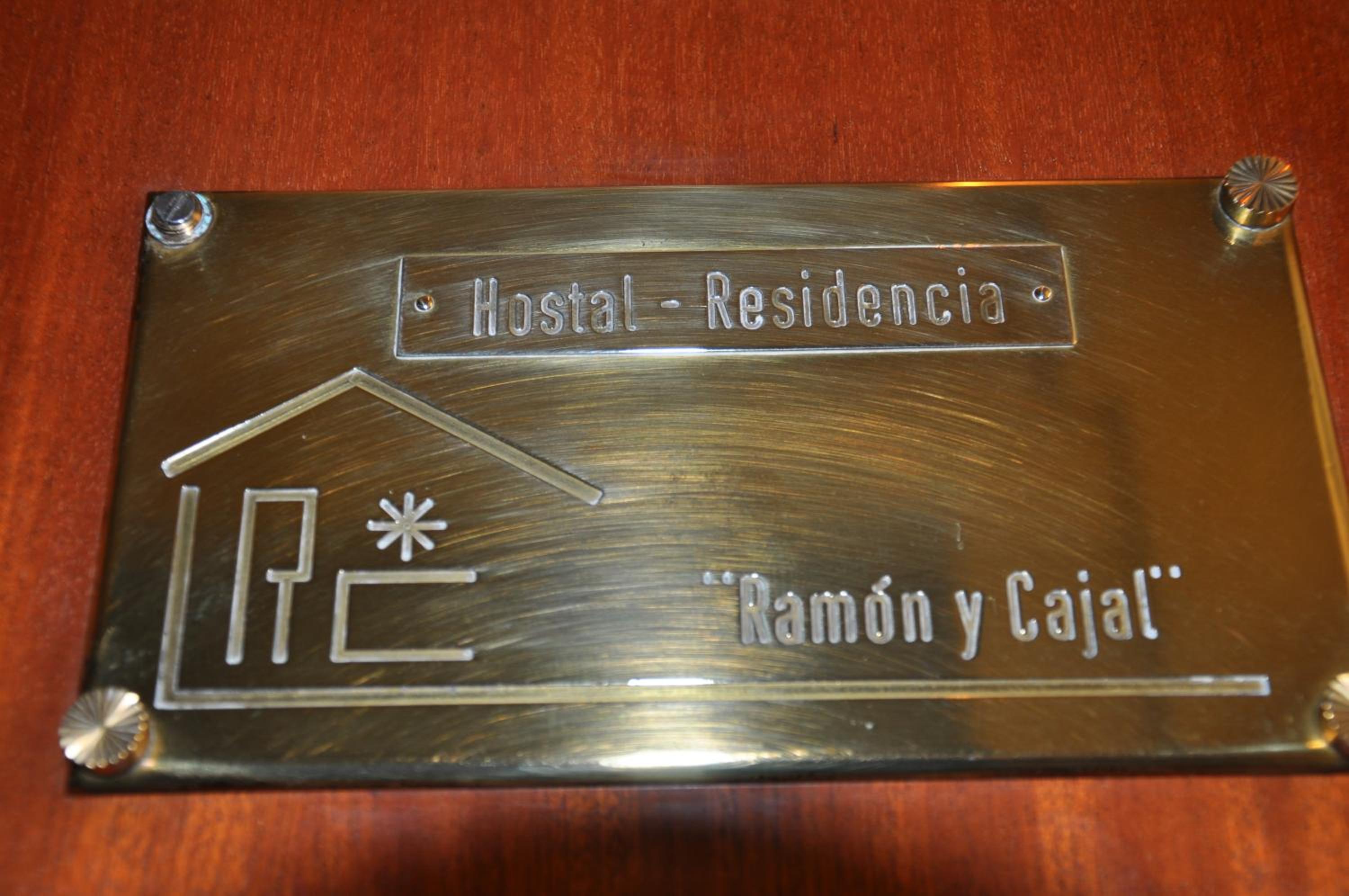 Hostal Ramón y Cajal