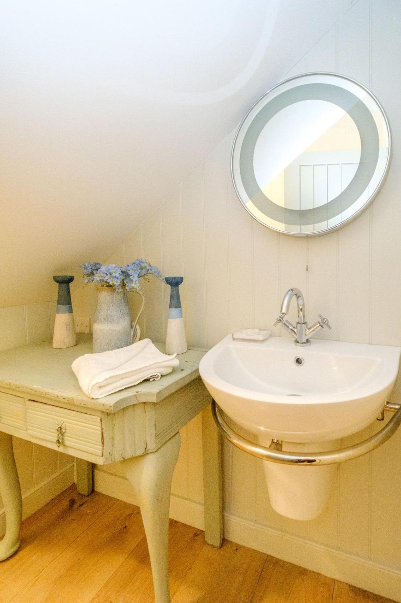 Shearwater Cottage