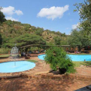 Chalet Pumba, Unit A, 269 Elephant Lodge, Mabalingwe view 3