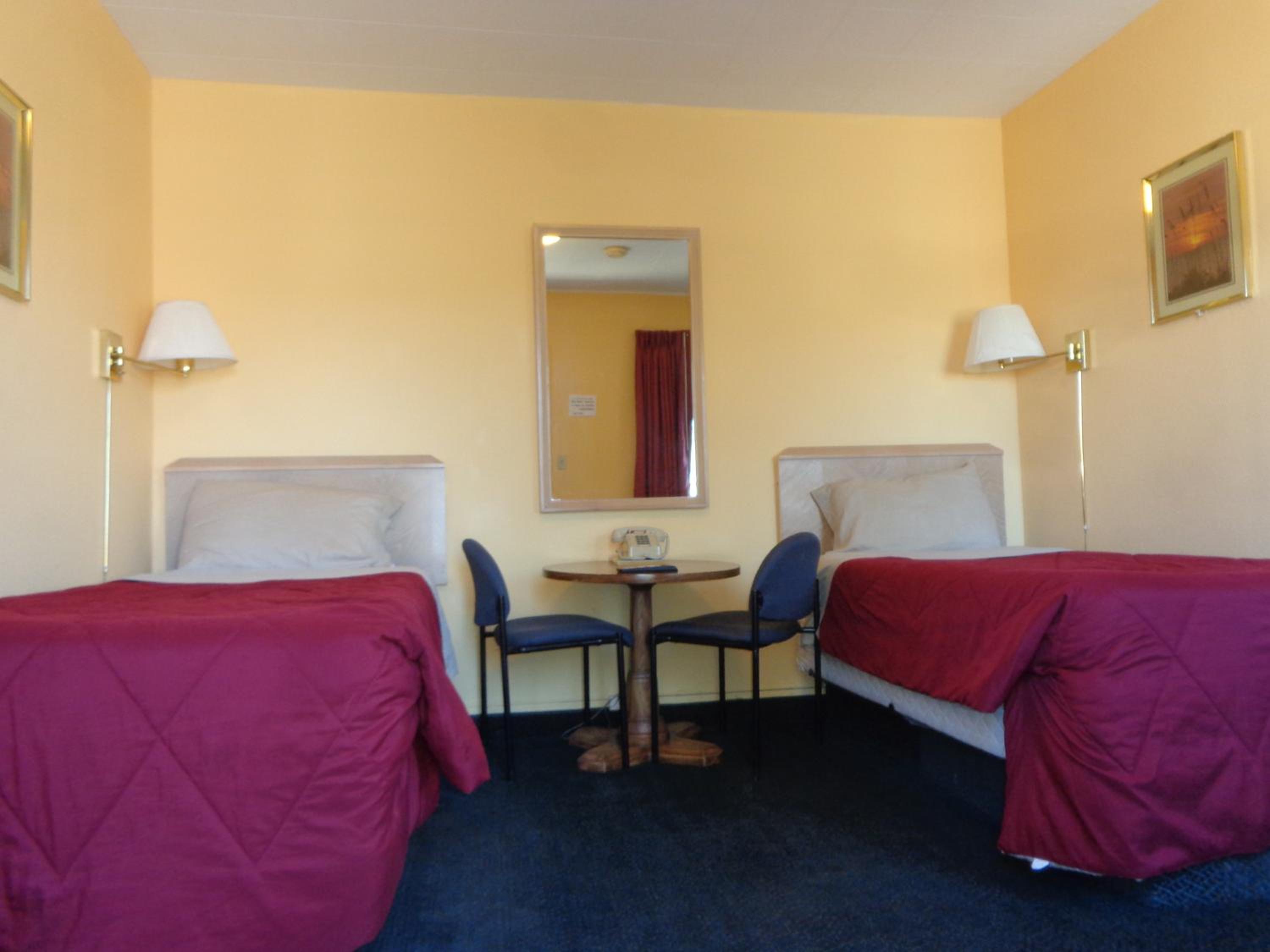 Gunnison Vacations - Western Motel - Property Image 16