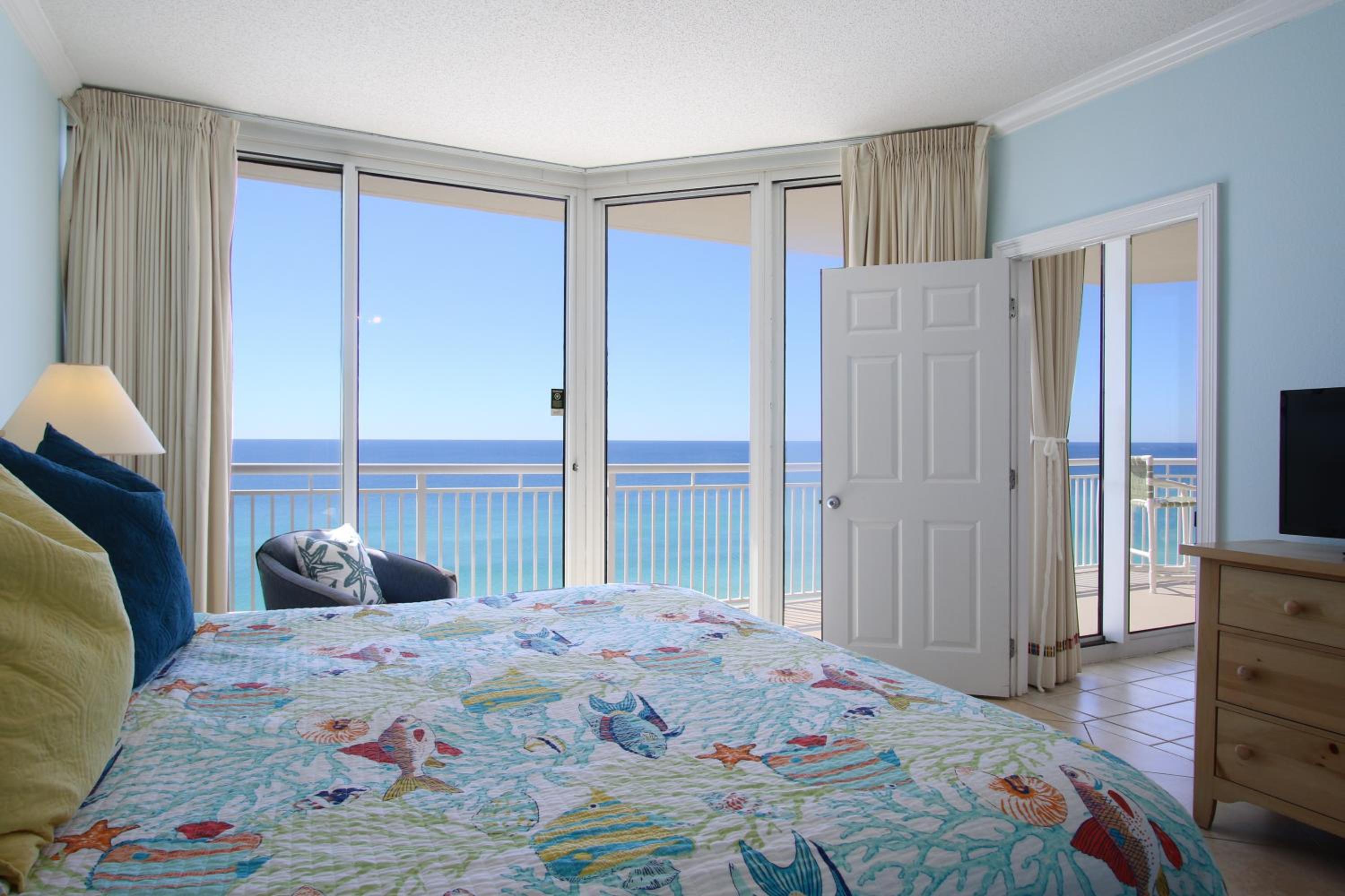 Incredible Great Deals On This Hidden Gem Gulf Front Condo at The Pearl Sleeps 8 view 4