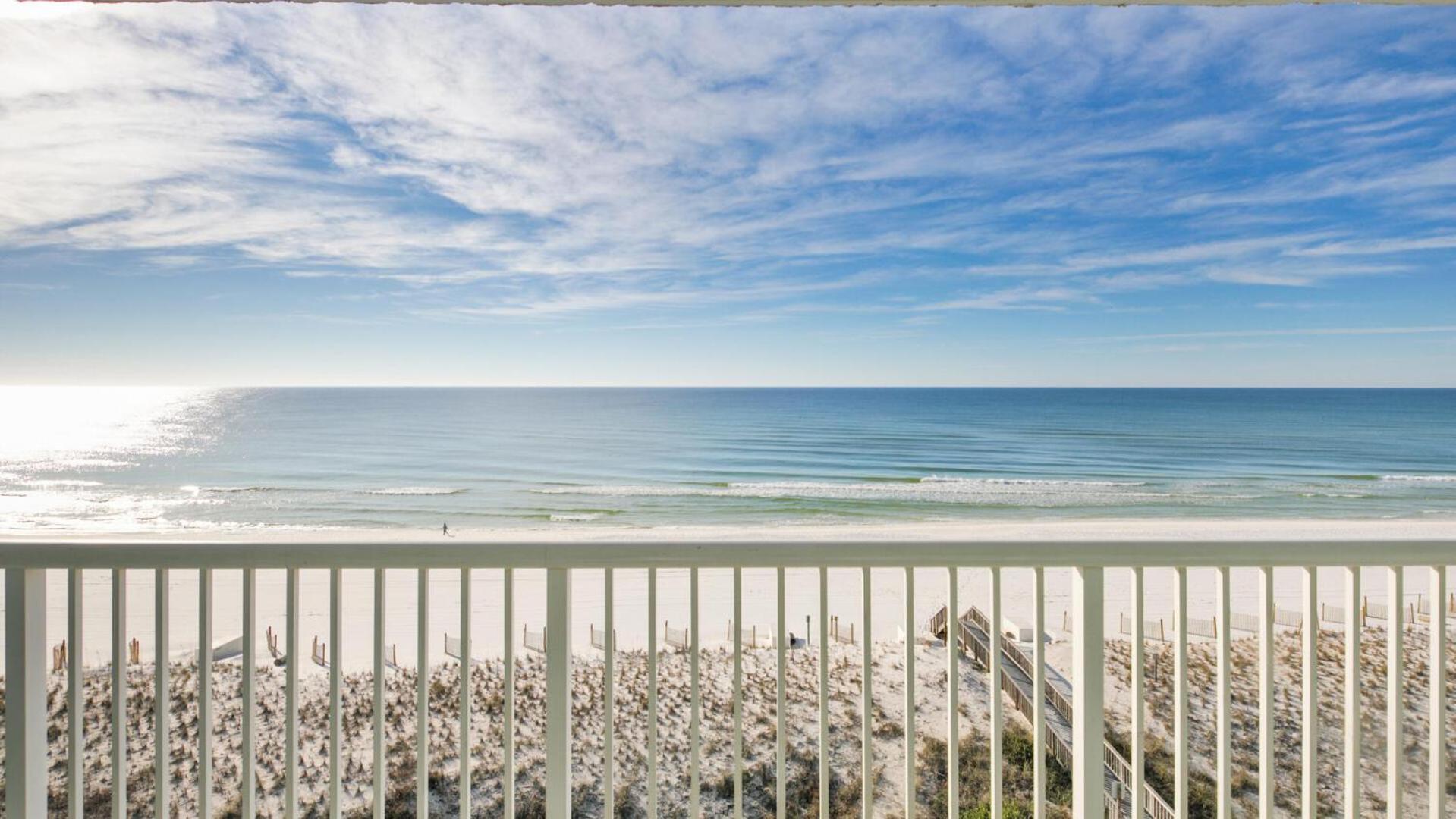 Secret Agents Welcome Gulf Views at The Islander 7007