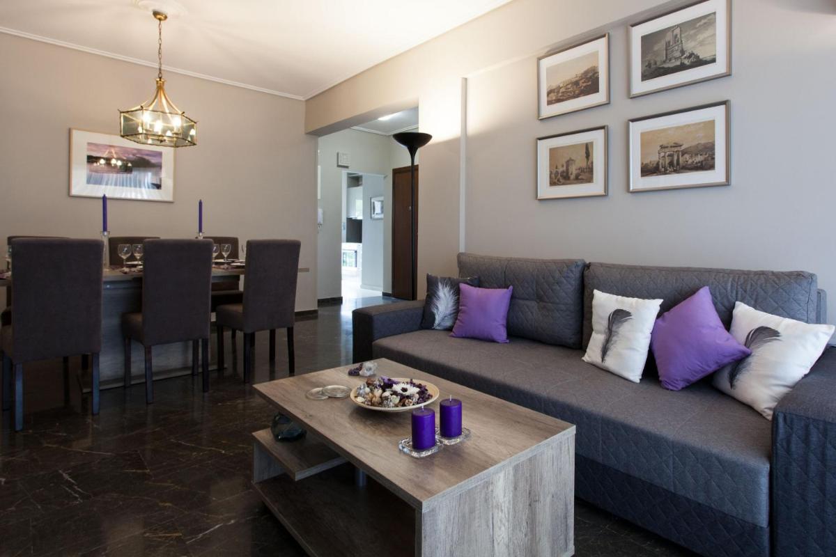 Deluxe 2 bdrm apartment in Voula