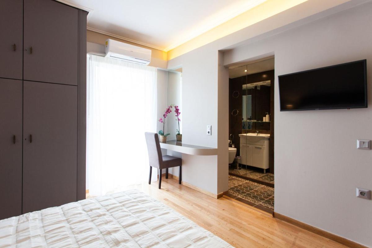 Deluxe 2 bdrm apartment in Voula