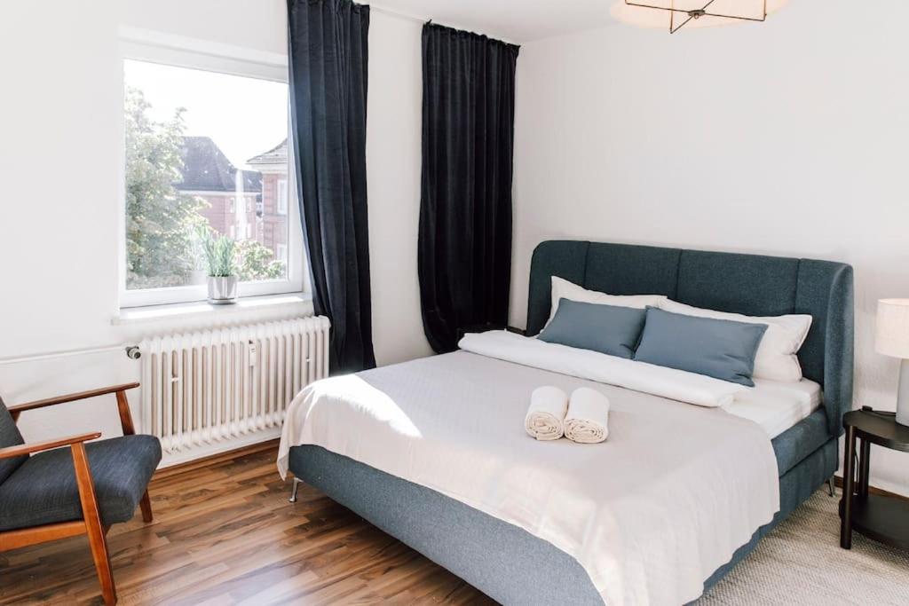 Komplett neu: 2-Zi zentral im Altbau. 24h-Checkin