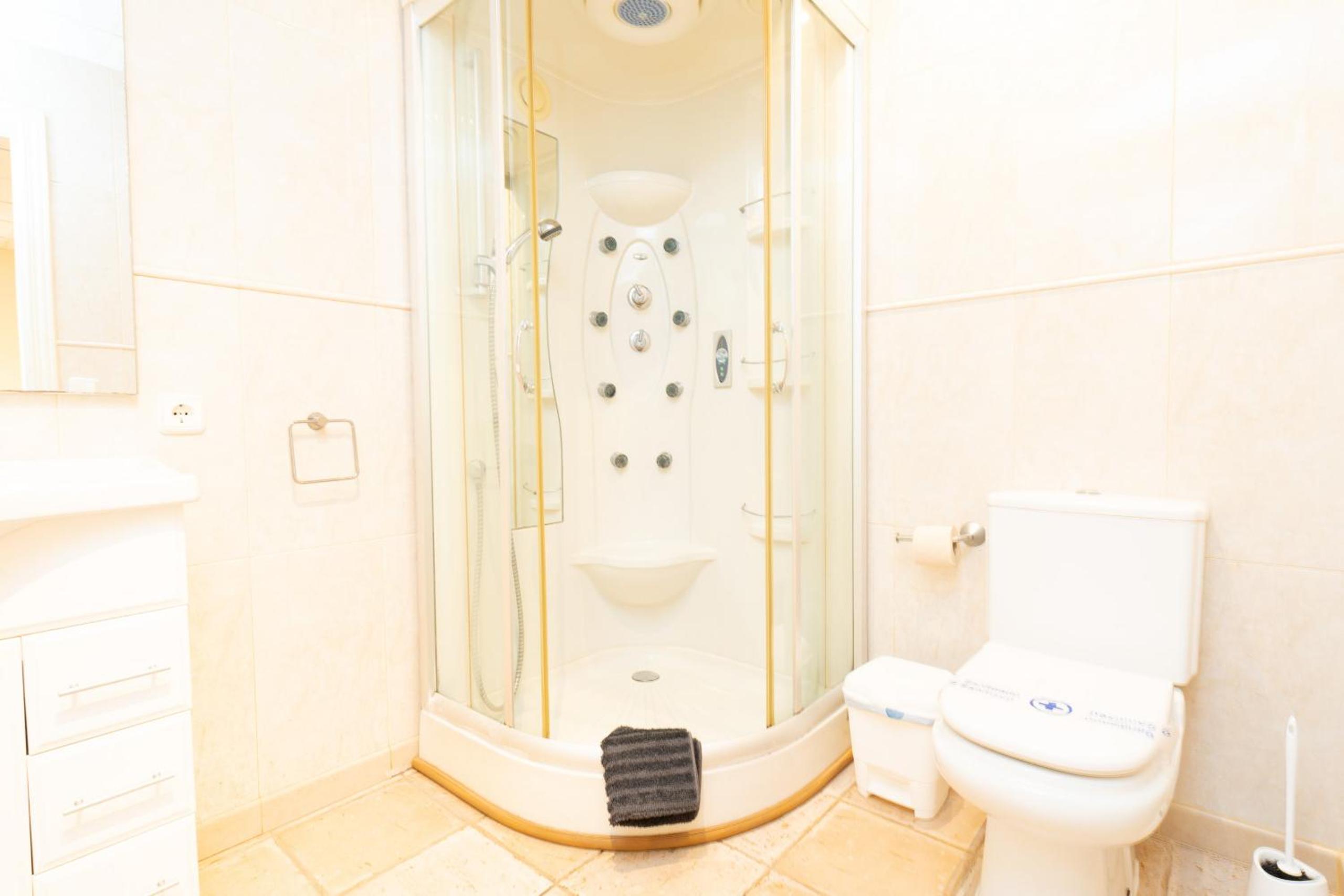 Marbella Vacations - Villa Sol y Mar - Property Image 18