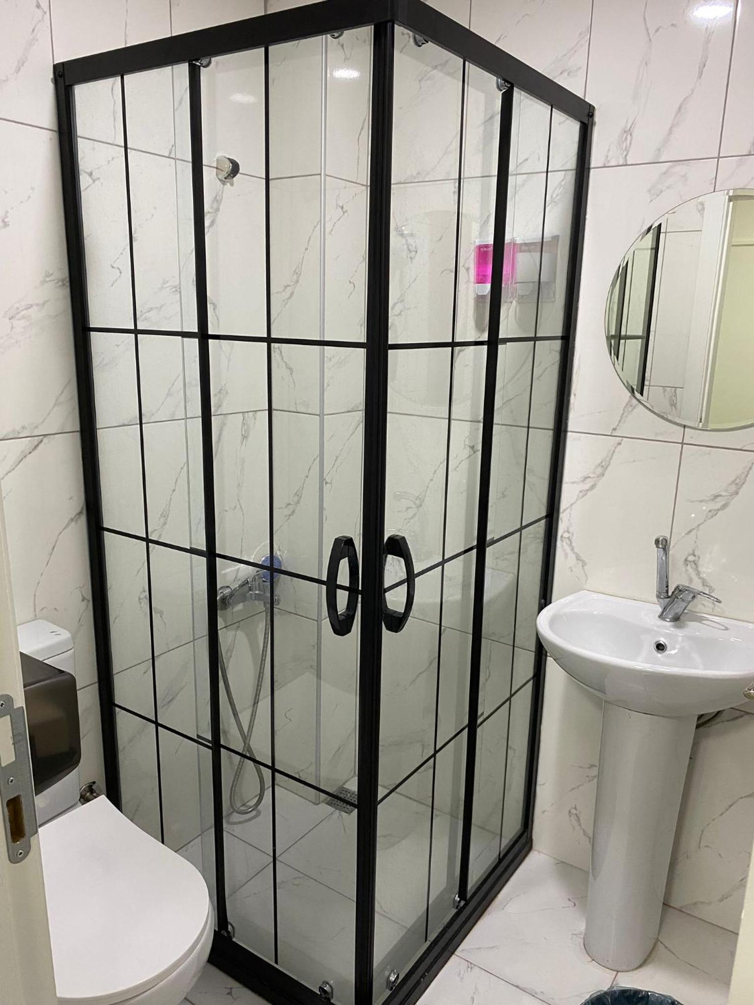 Deeps Hostel Ankara 2 - Image 6