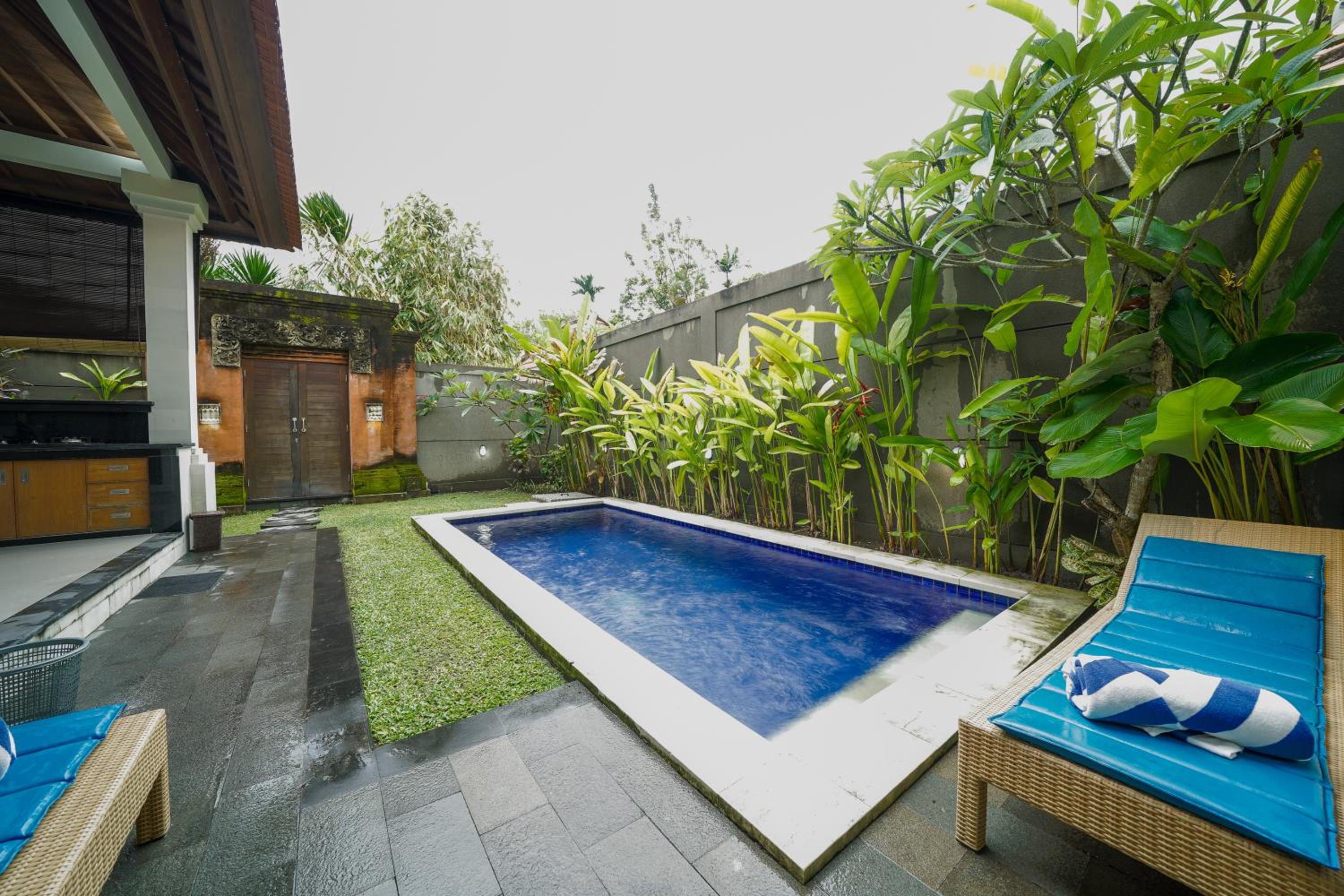 Three Brothers Bali Legian Bungalows & Villas