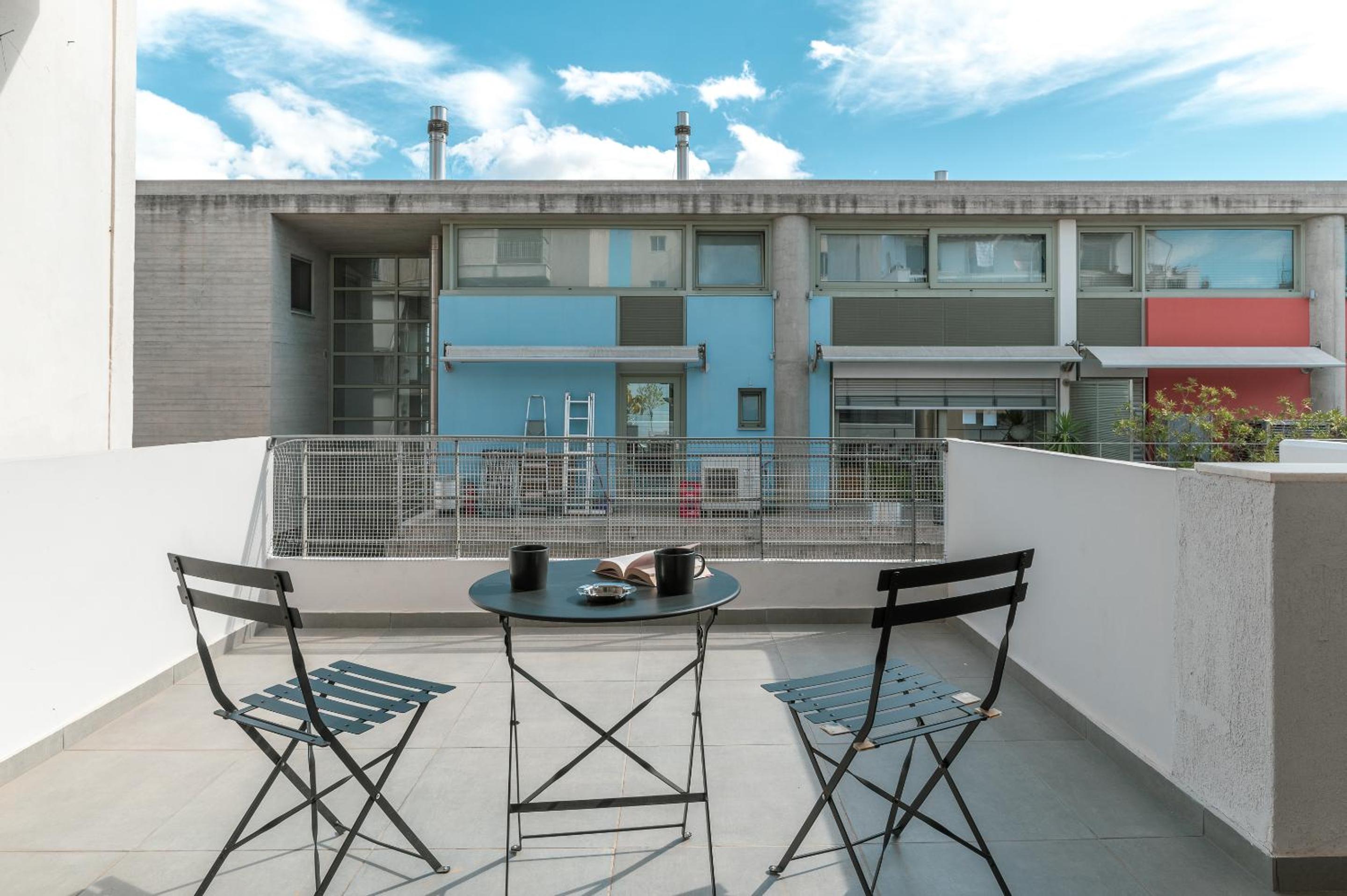 Soho Apartments by Olala Homes