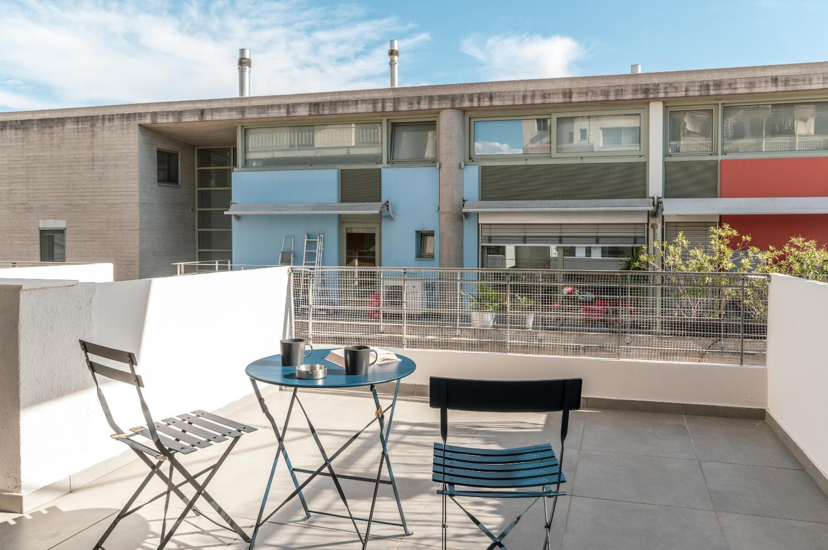 Soho Apartments by Olala Homes