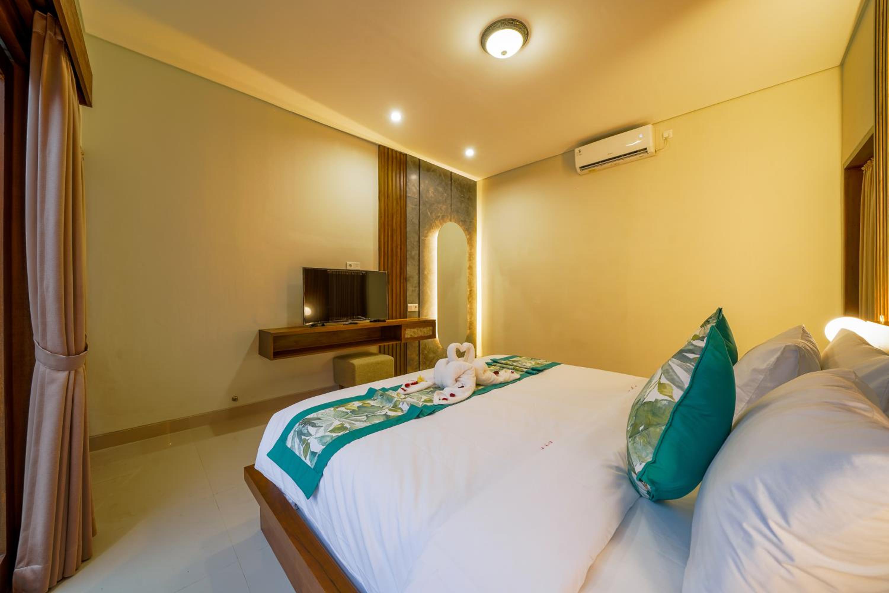 Three Brothers Bali Legian Bungalows & Villas