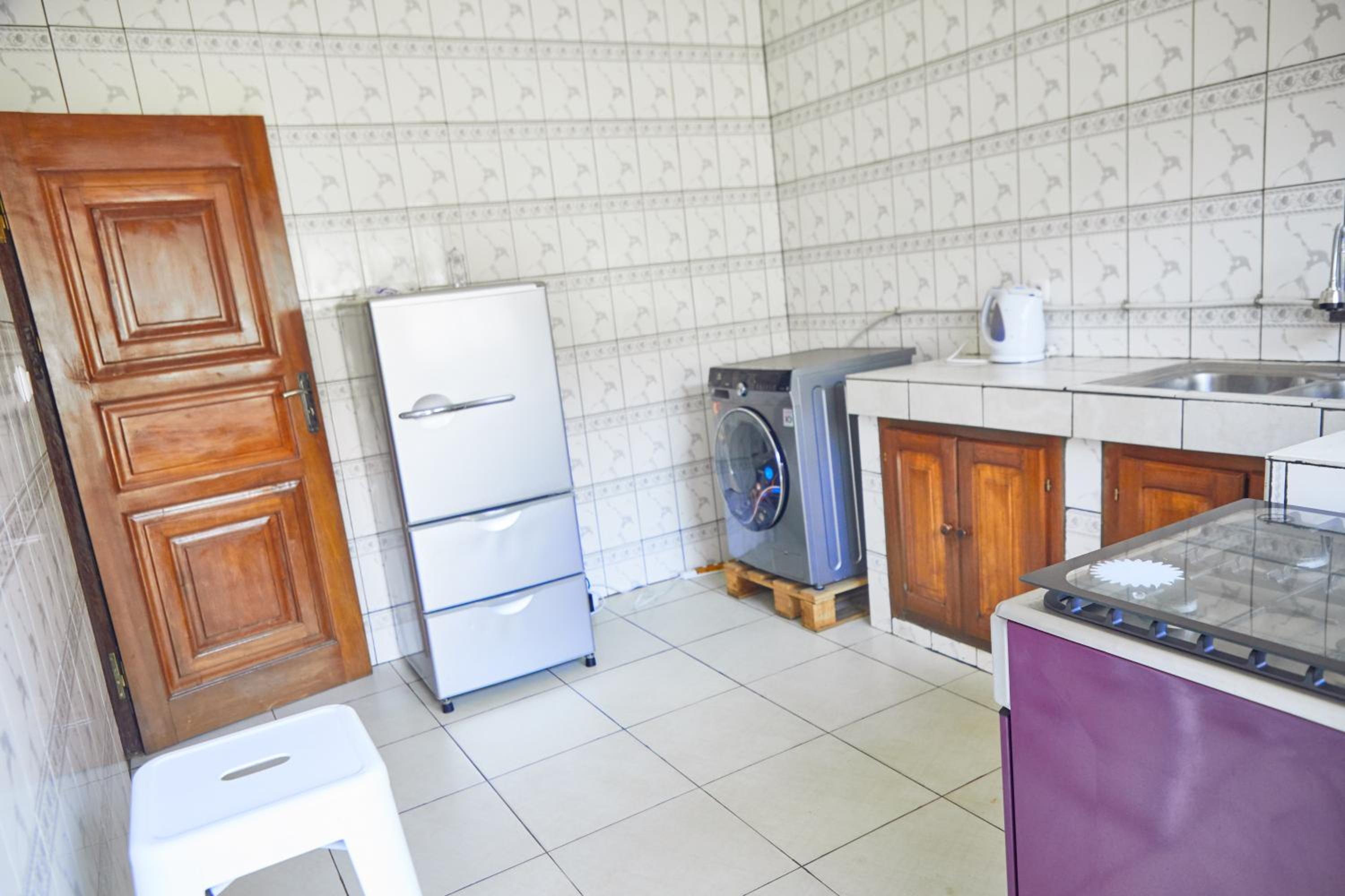 Three rooms Appartment Bieyem assi