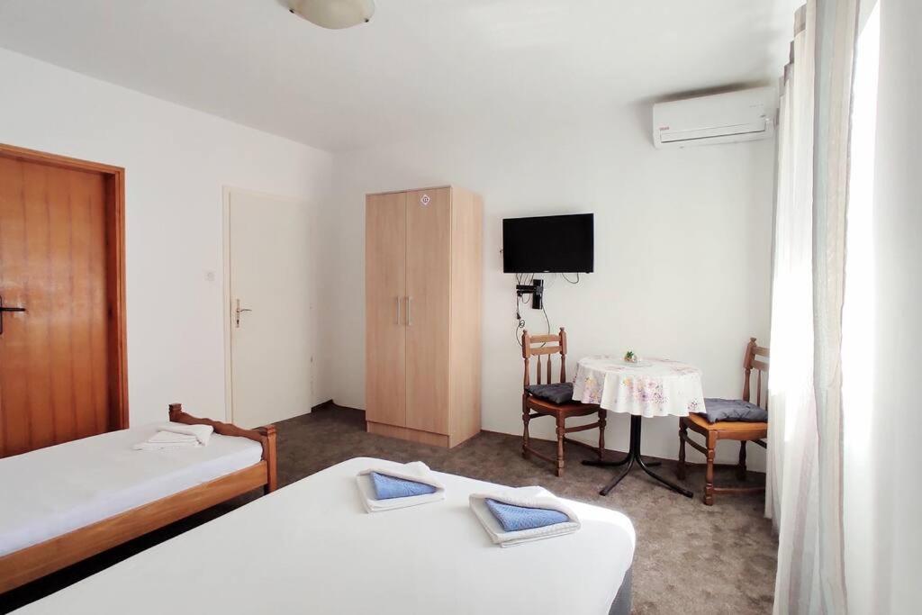 Private En Suite Room Matkovic. Kotor Bay view 2