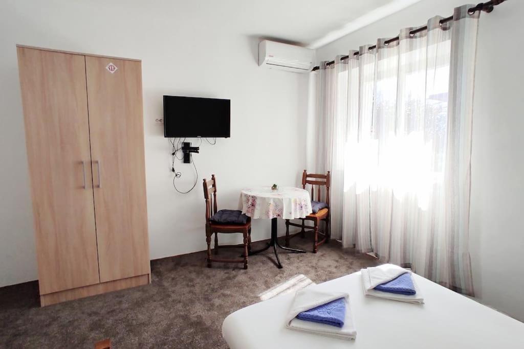 Private En Suite Room Matkovic. Kotor Bay view 3