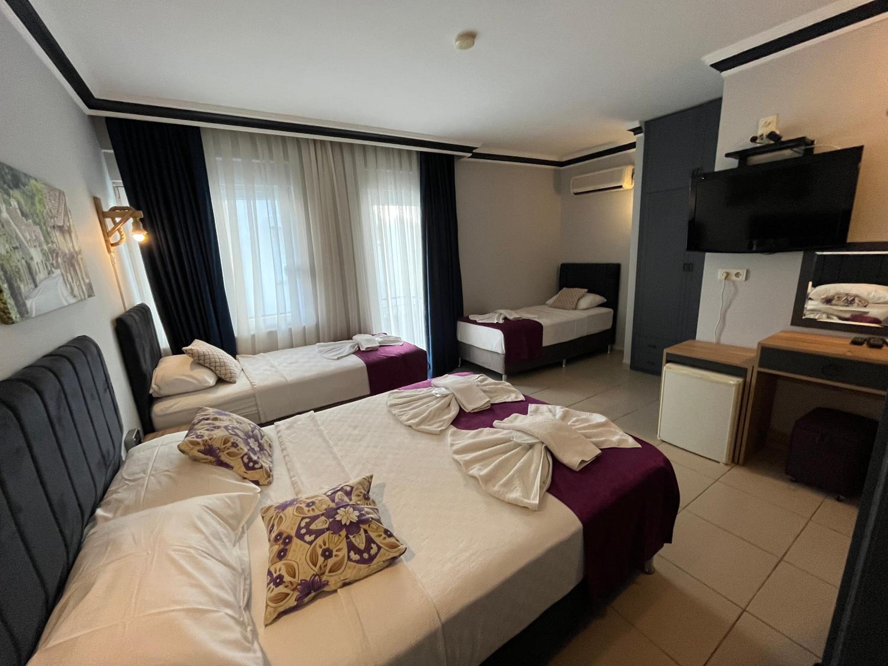 Hotel Lunay - Image 17