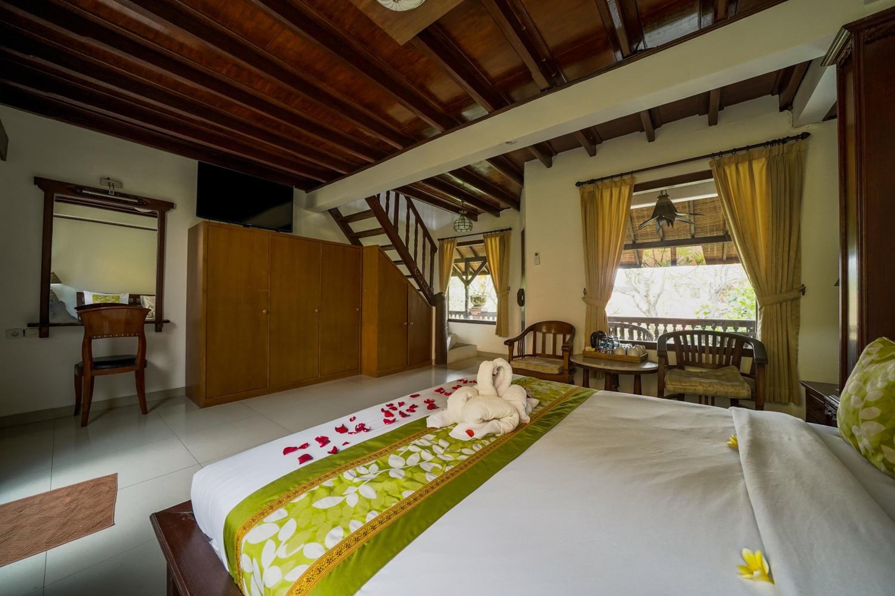 Three Brothers Bali Legian Bungalows & Villas