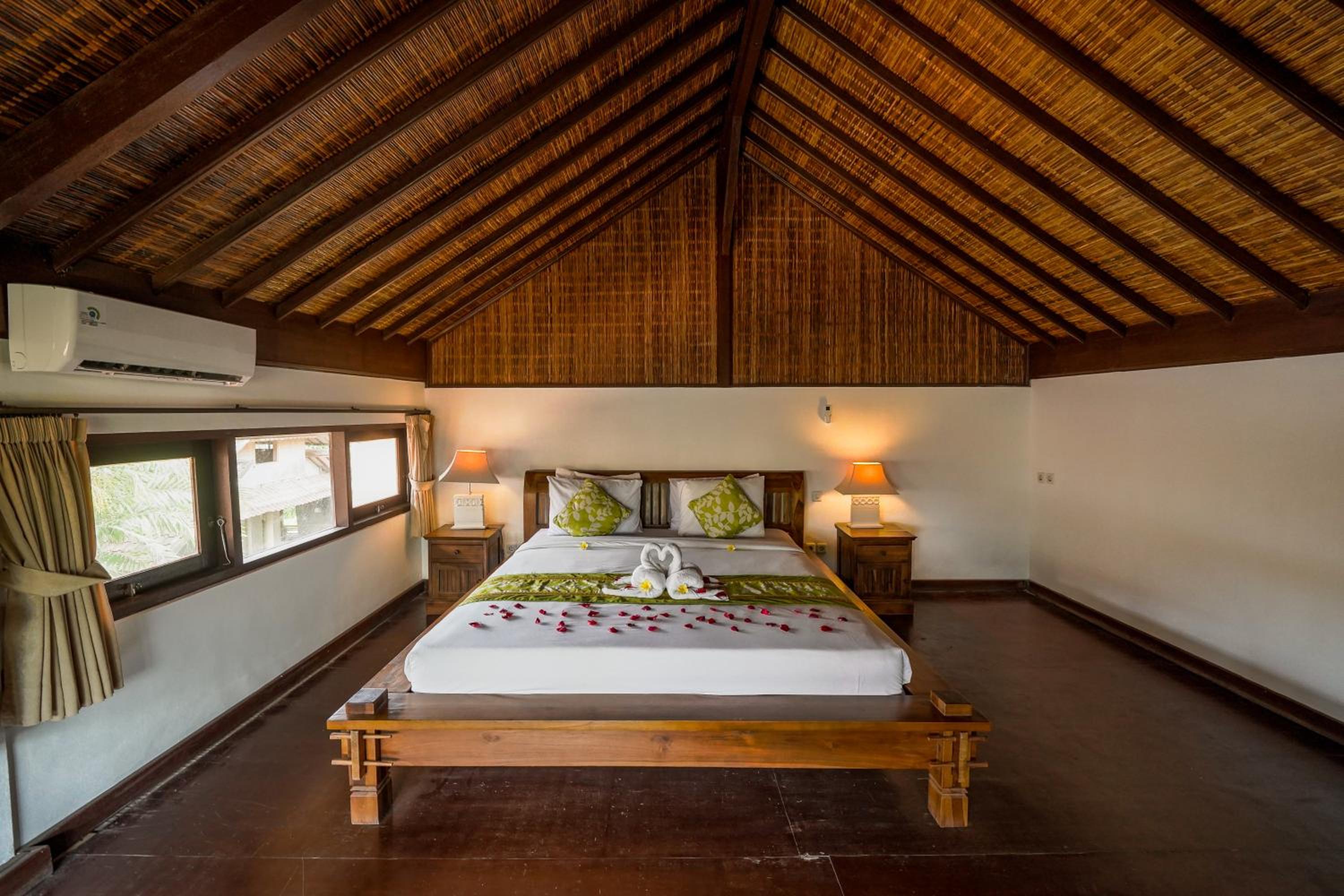 Three Brothers Bali Legian Bungalows & Villas