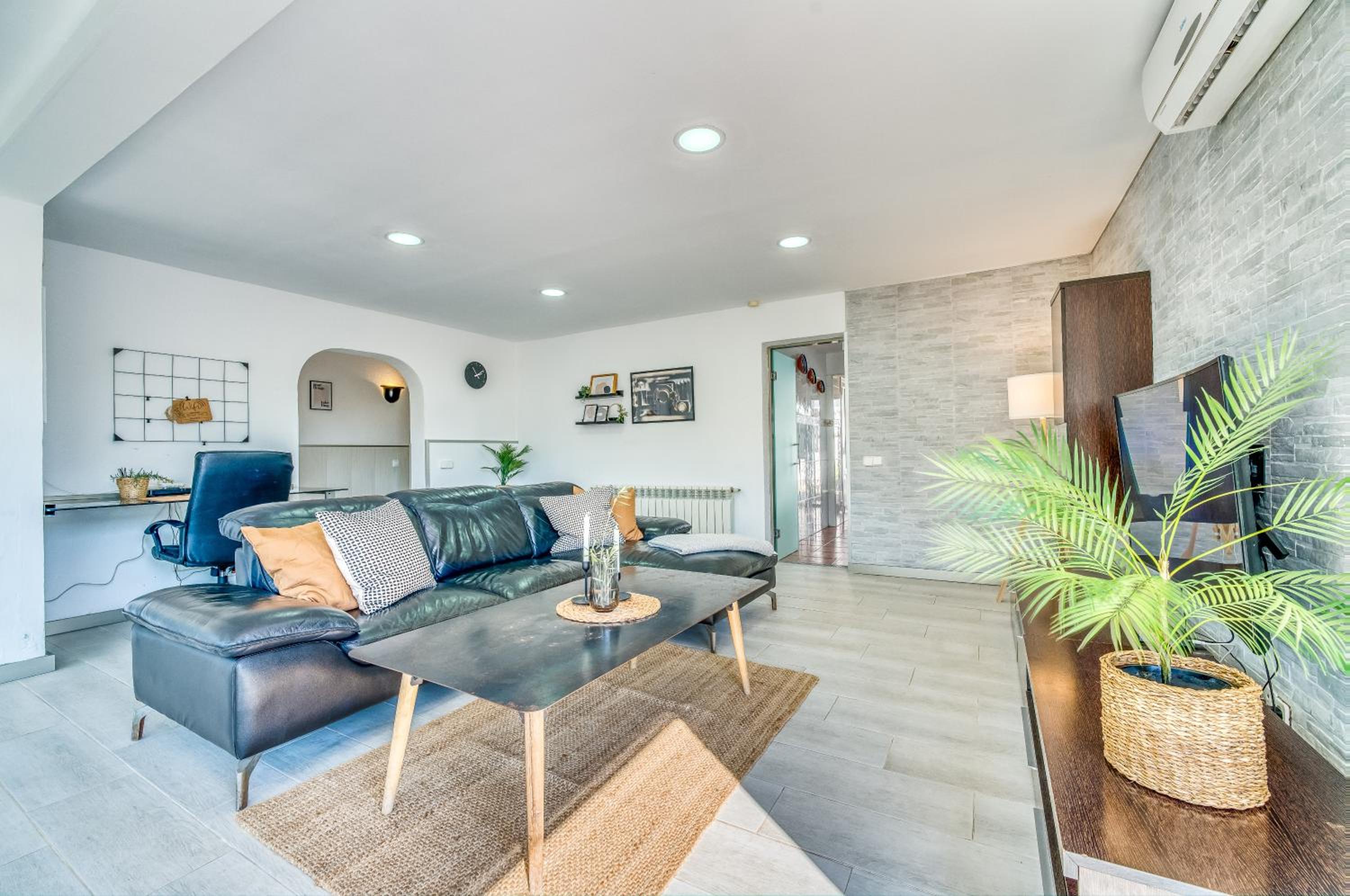 Fantastic Villa Tucan, Pool Barbecue Ground Floor