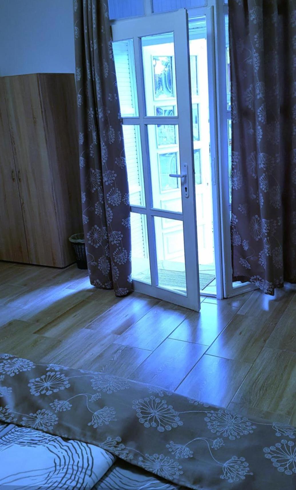 Photo 47
