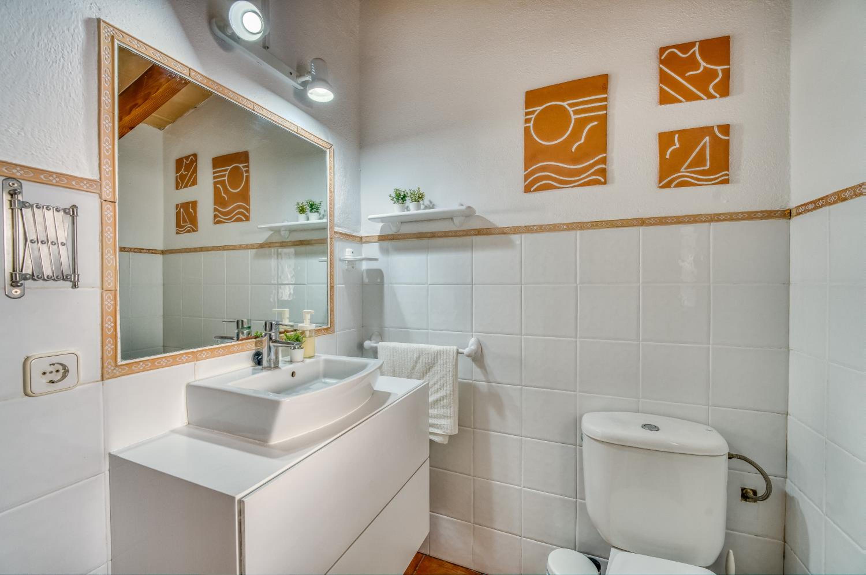 Fantastic Villa Tucan, Pool Barbecue Ground Floor