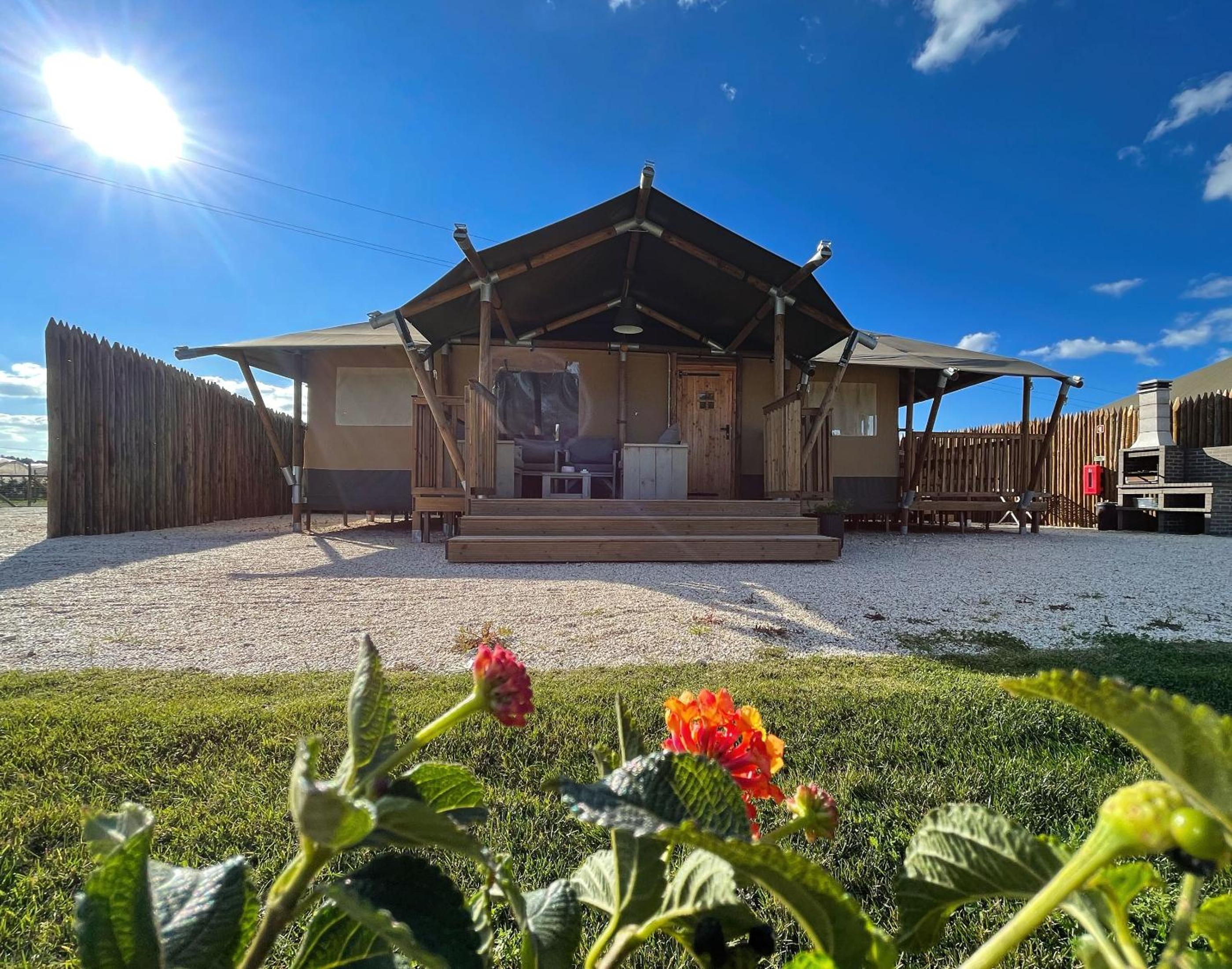 Kuanza Farmhouse and Lodge view 3