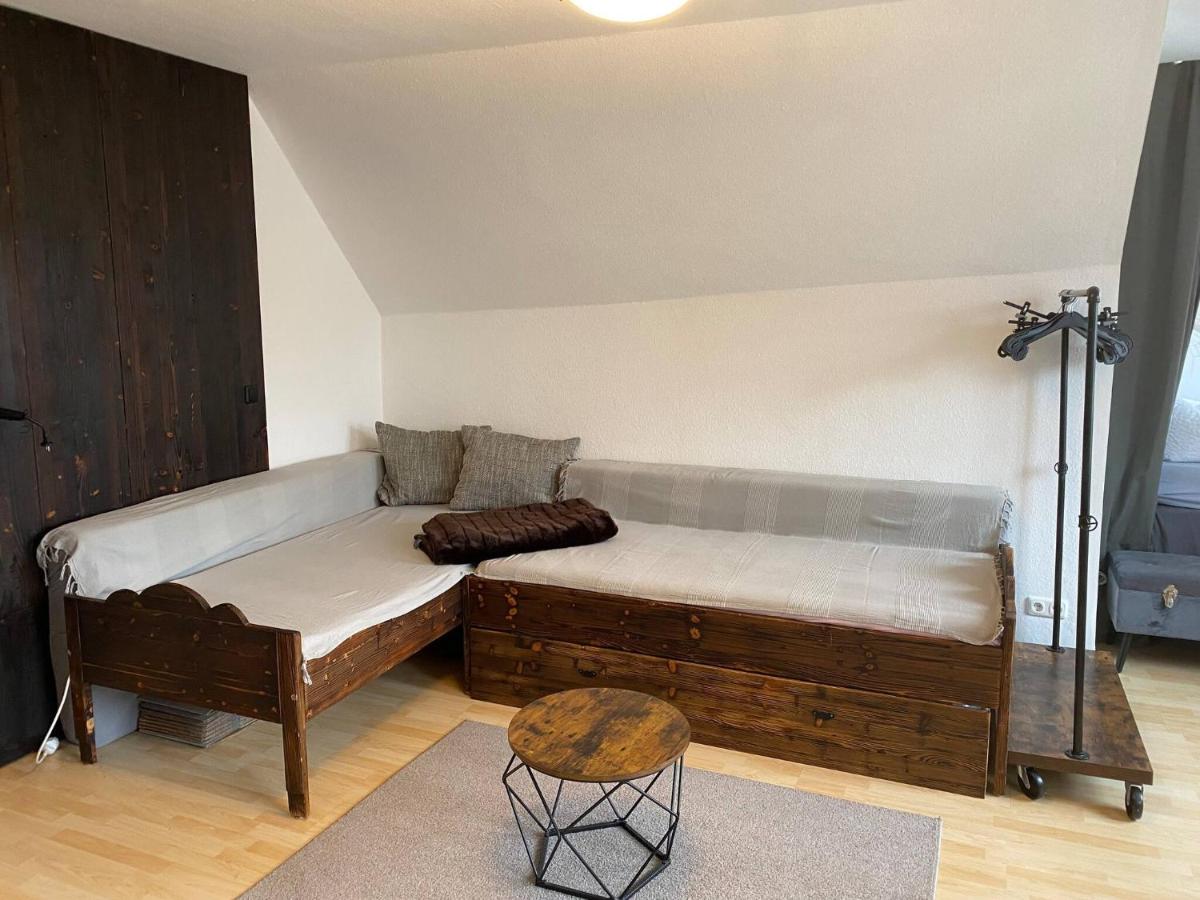 Room in Apartment - Schlafen Wie Prinzessinnen In Kemptens Schlosschen