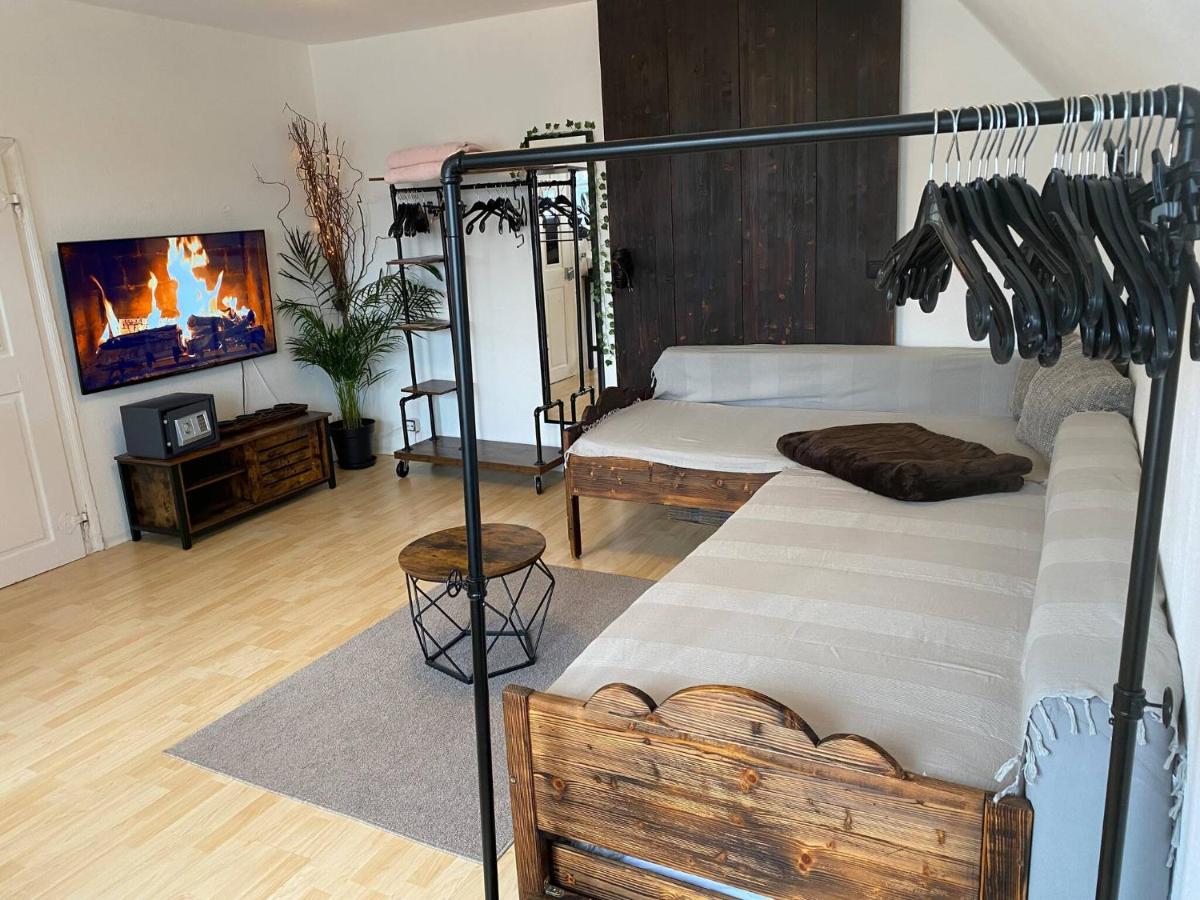 Room in Apartment - Schlafen Wie Prinzessinnen In Kemptens Schlosschen