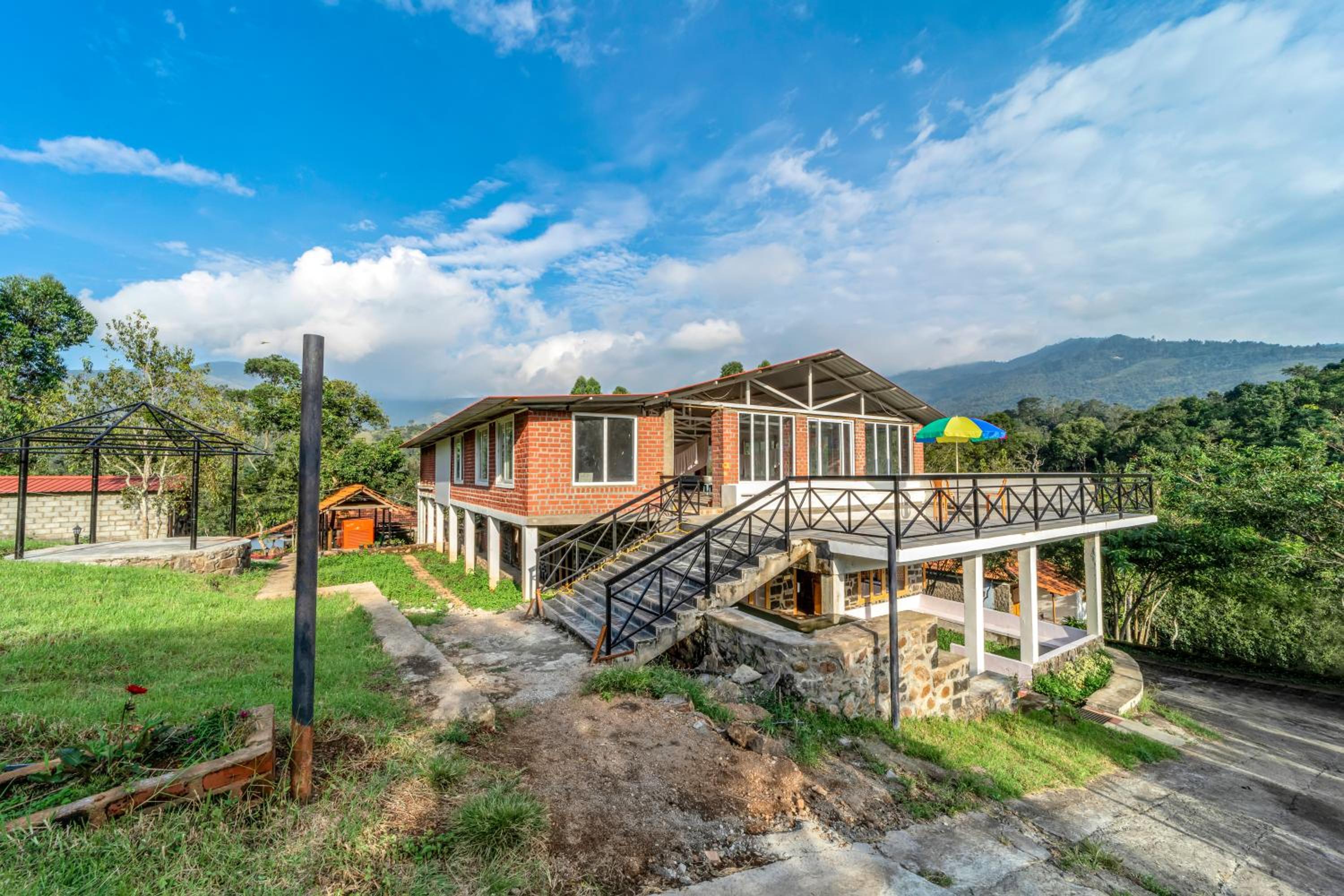 Zacs Valley Resort & Wellness Retreat Kodaikanal