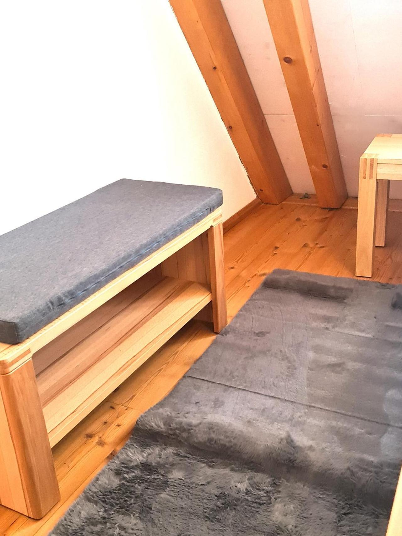 Urlaub beim Winzer - Ferienwohnung IDIG mit Balkon