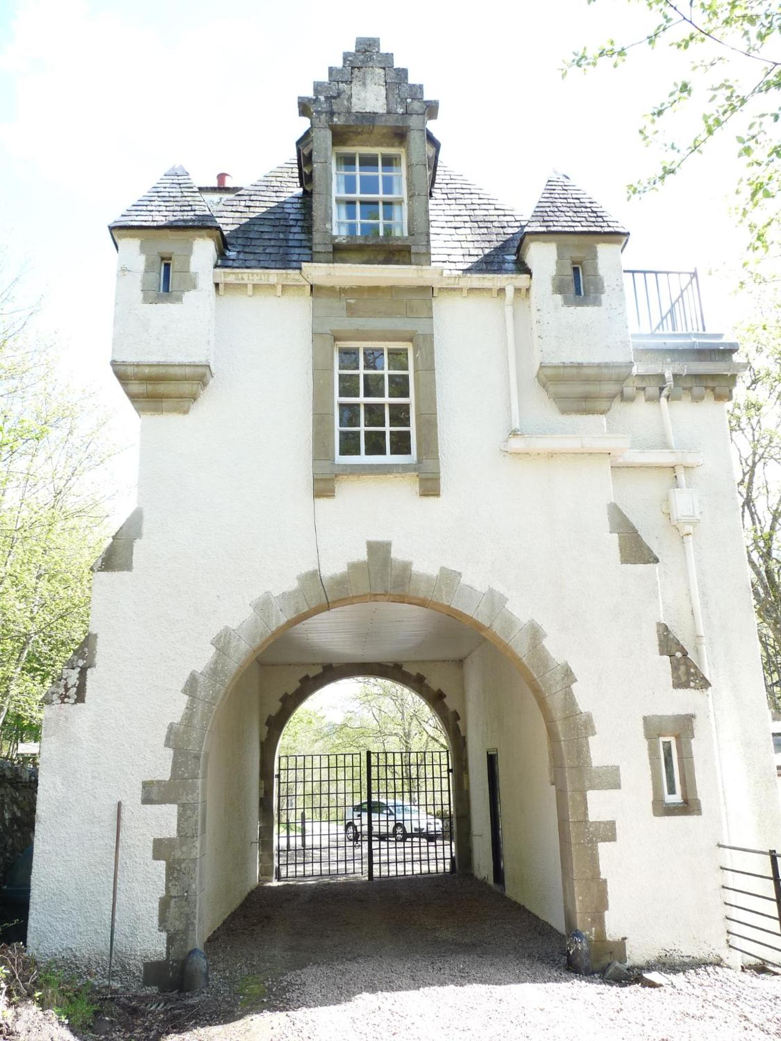 Gatehouse, Bridge of Balgie, Glenlyon view 2