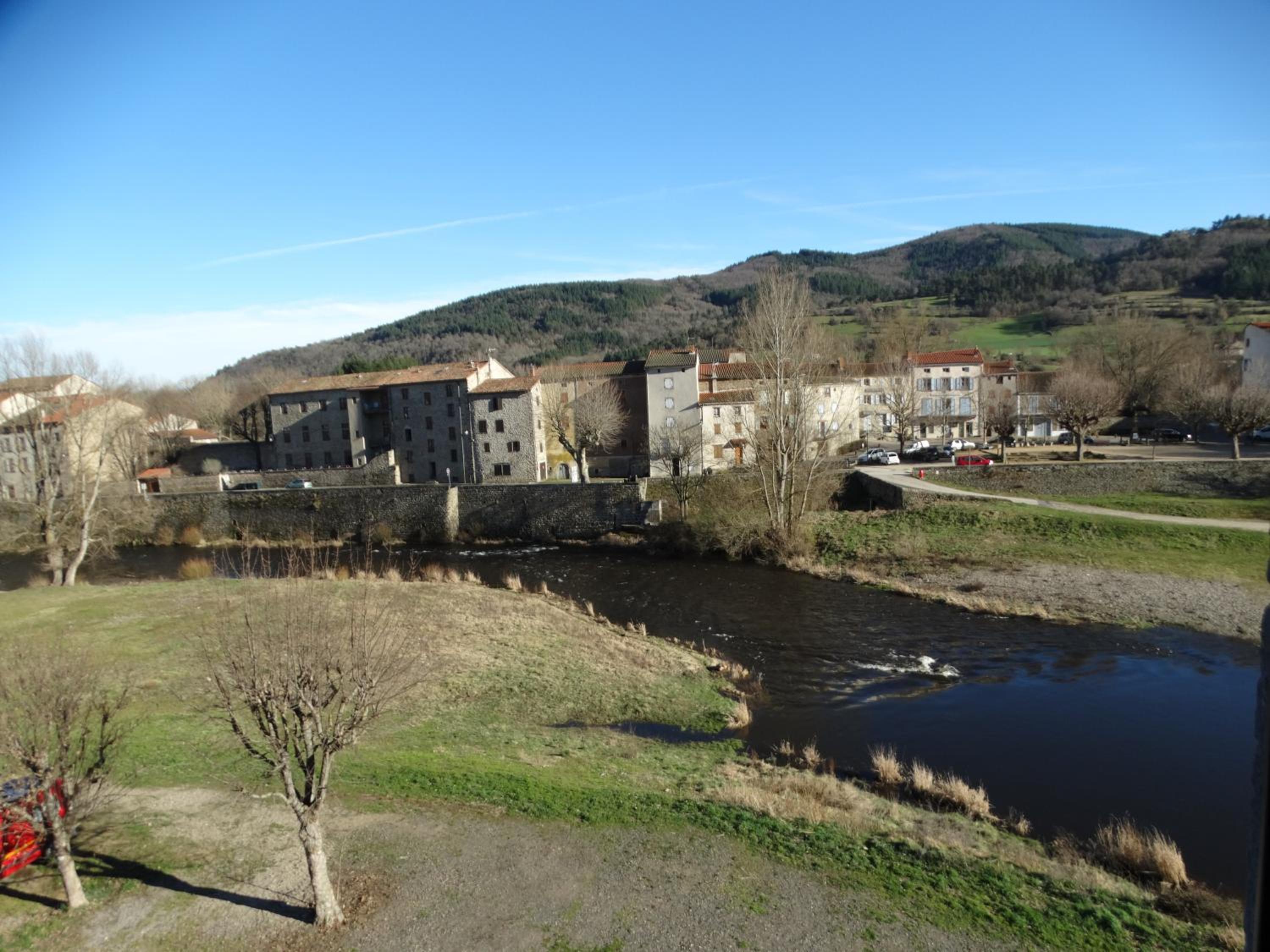 Photo 42