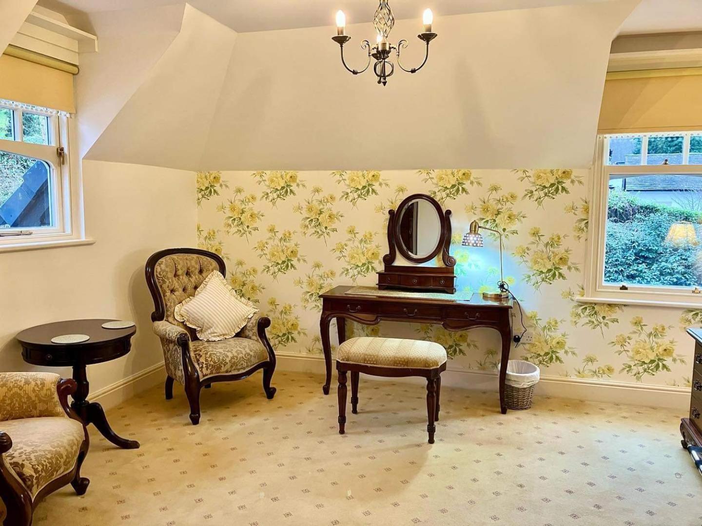 Storrs Gate House B & B No pets Allowed