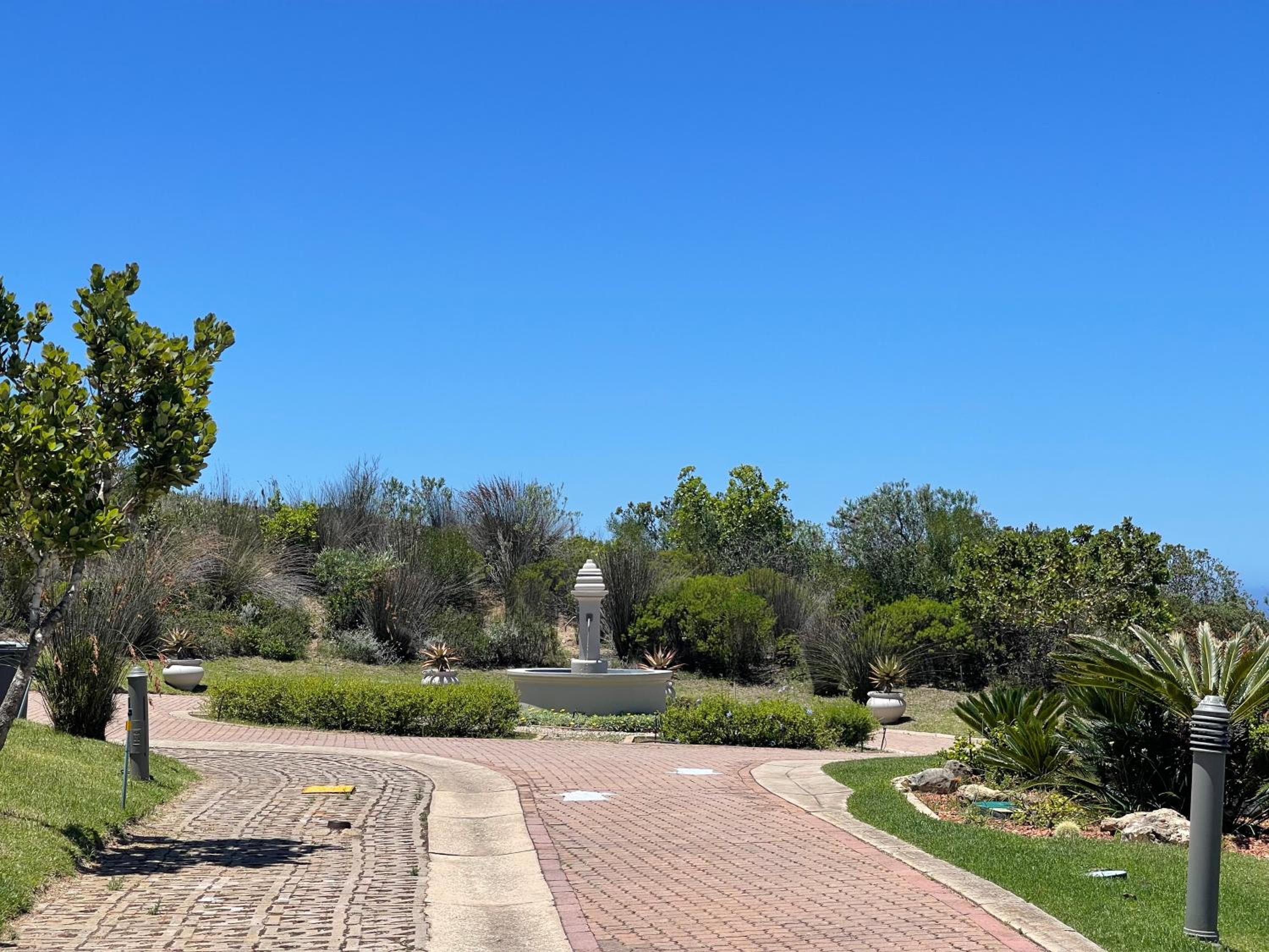 DunPuttin - Pinnacle Point Golf Estate view 2