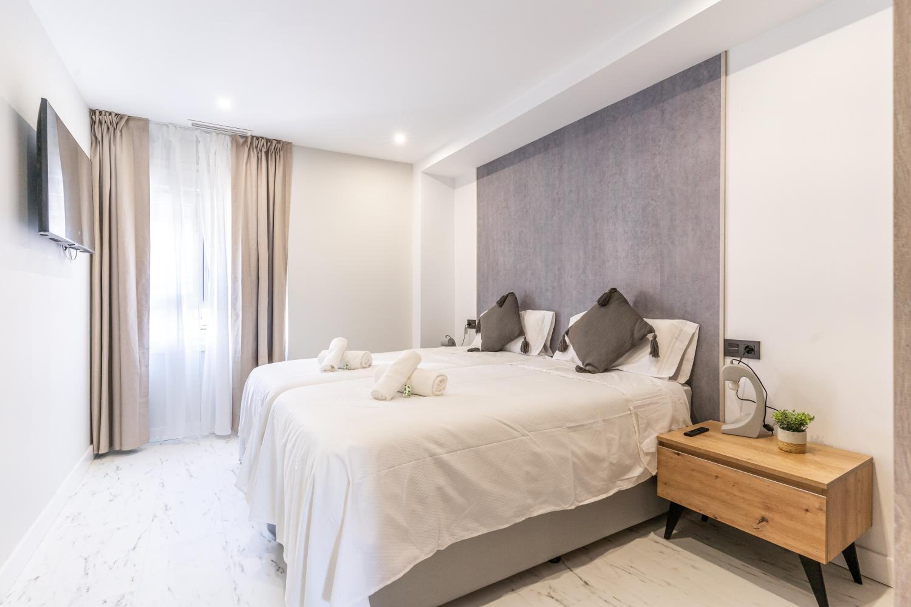 Apartaments Paseo Marítimo by Expoholidays