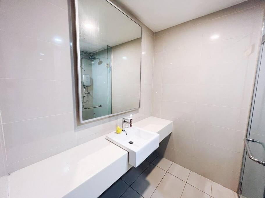PROMO CONNECTED TRAIN 1 Bedroom ABOVE MALL - 5