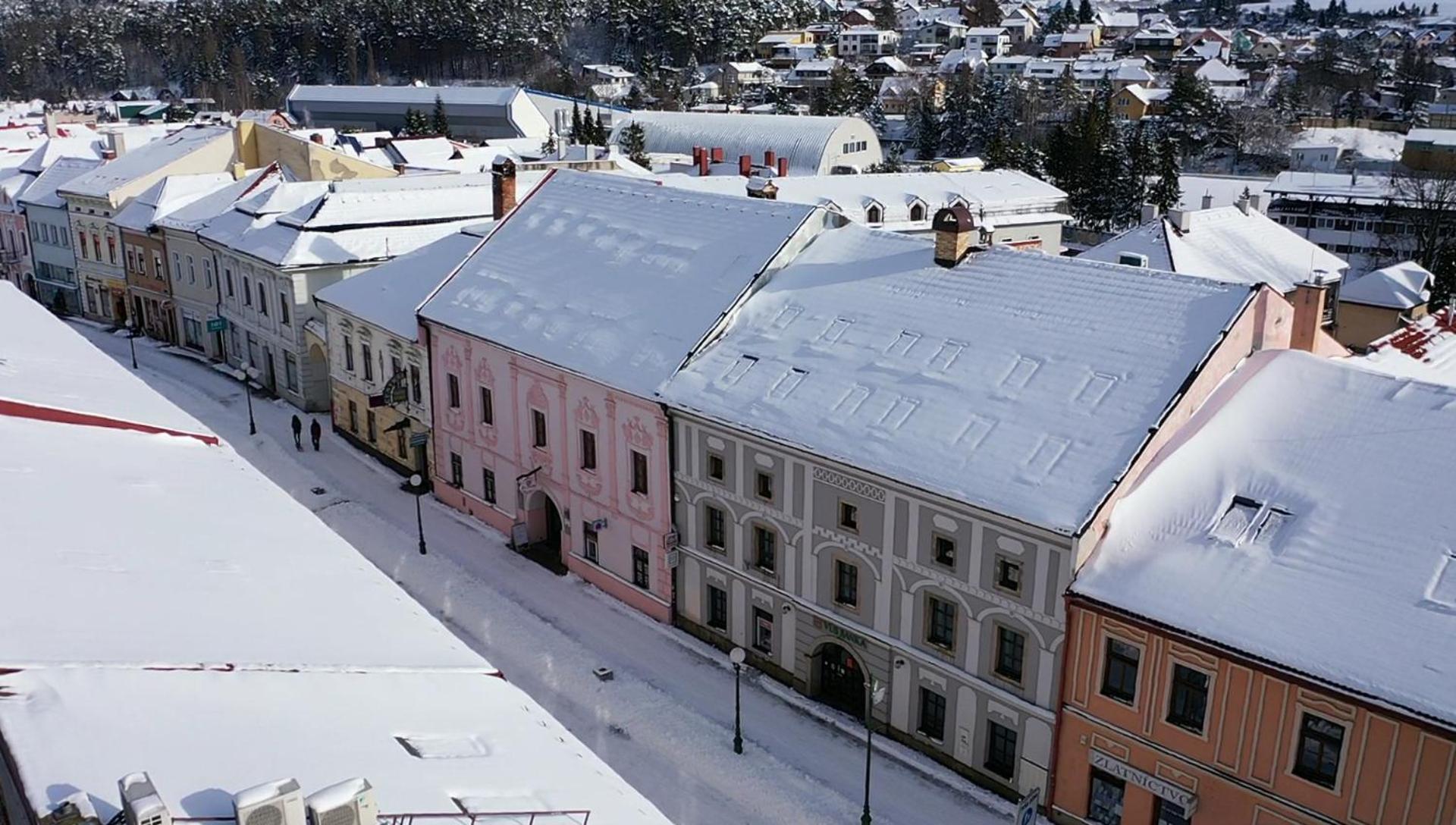 Franco Apartments