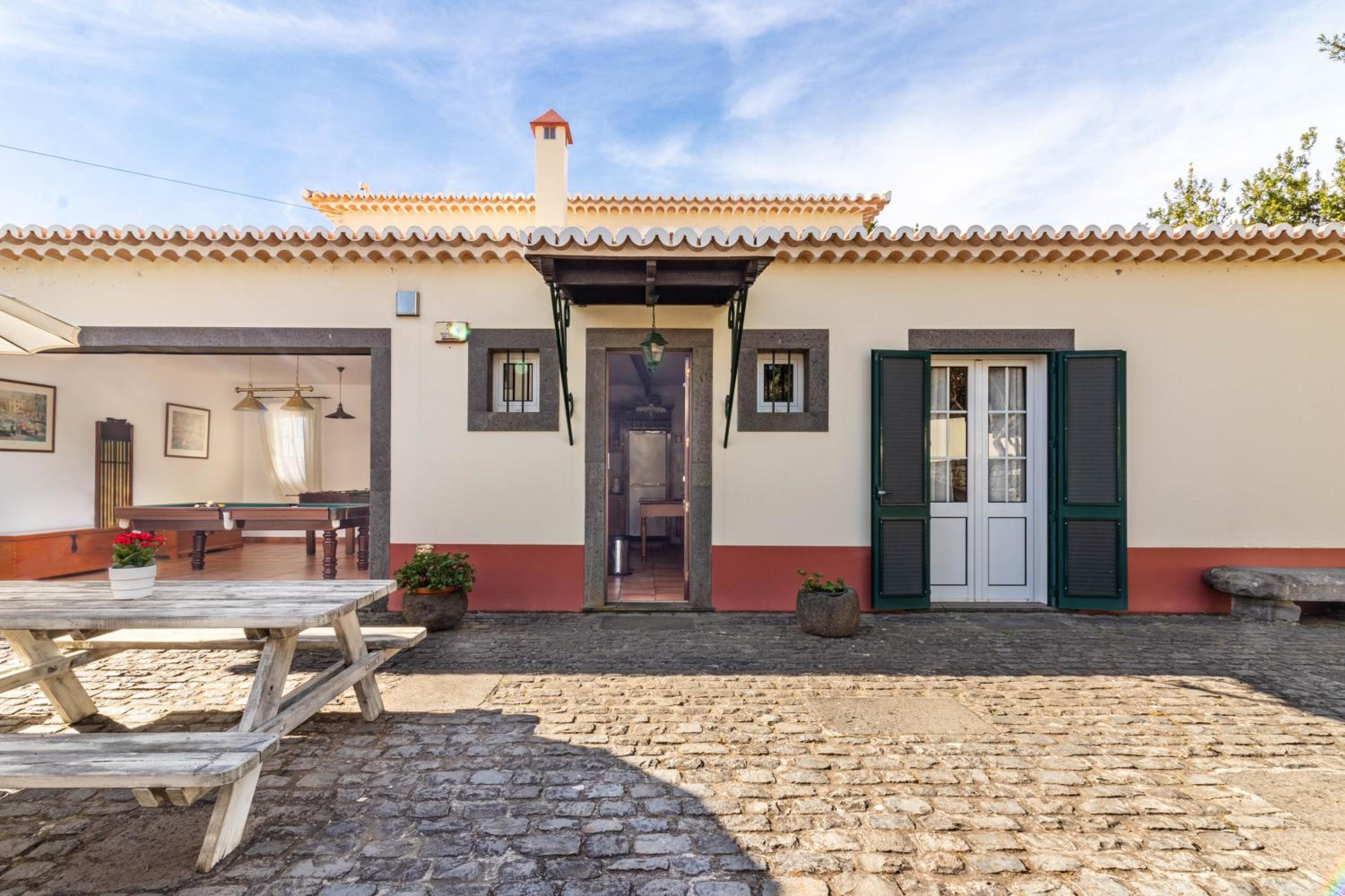 Hotel Villa Retiro - Image 1