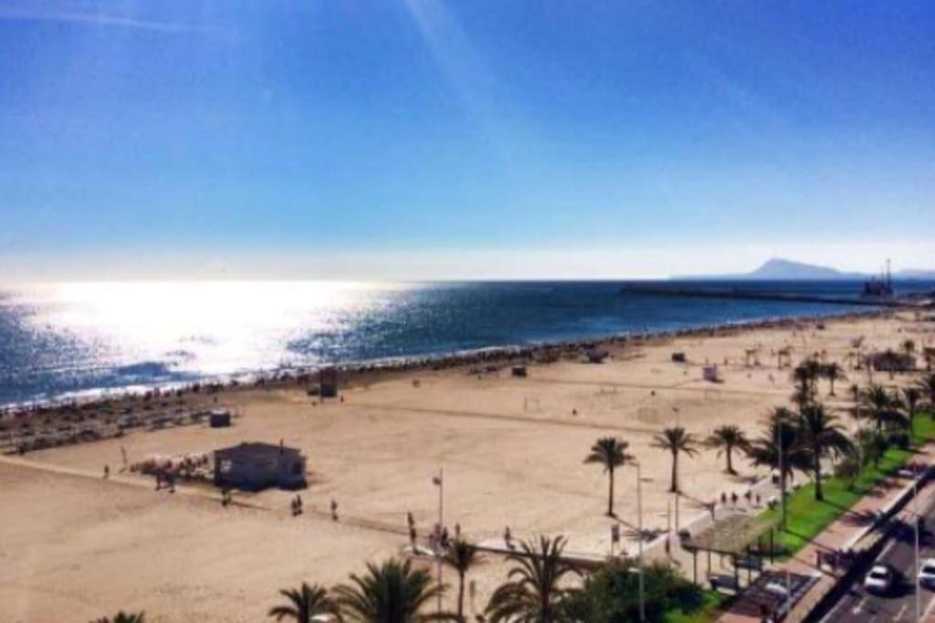 Apartamento Gandia muy cerca de playa con piscina