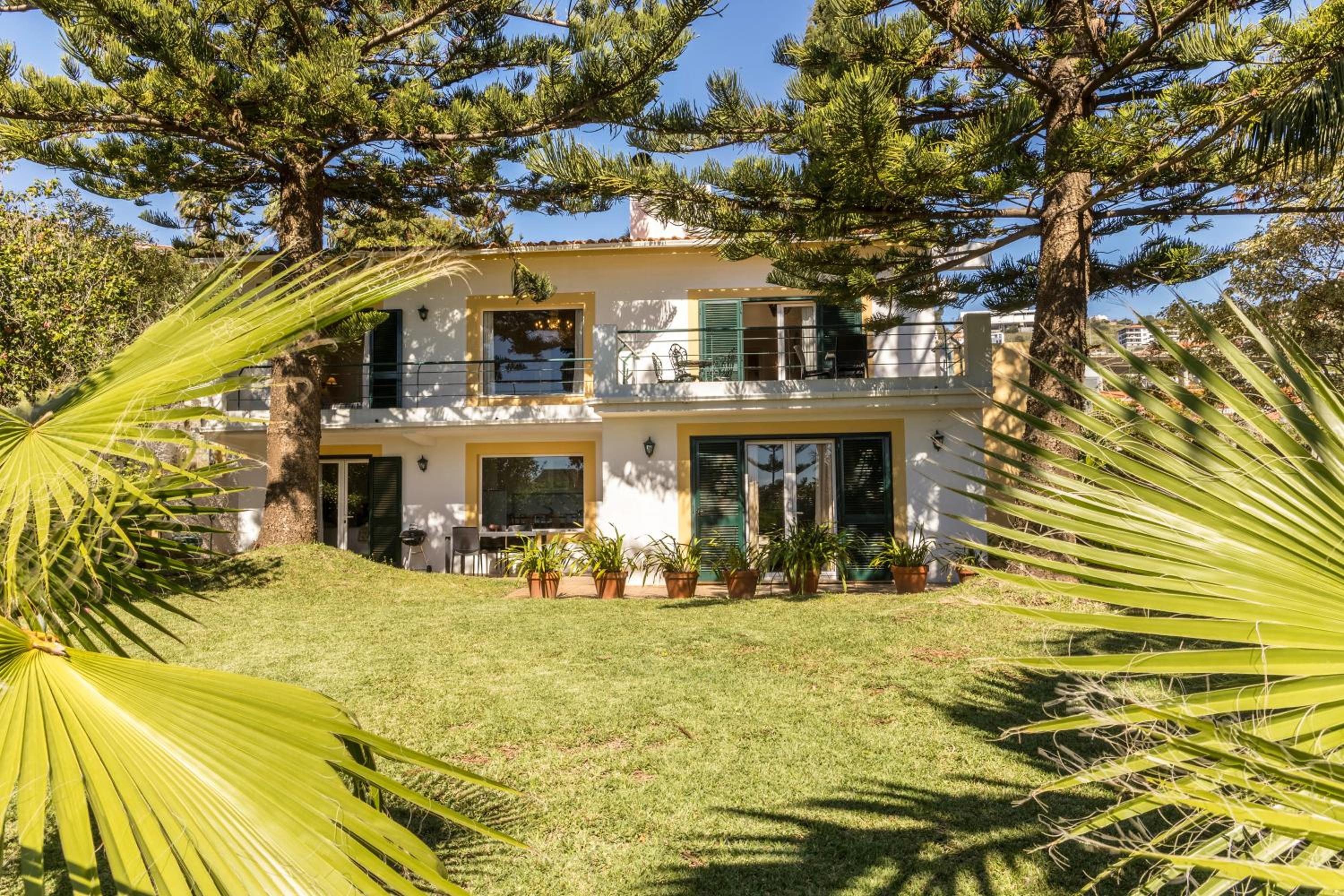 Hotel Villa Echium T2 - Image 1