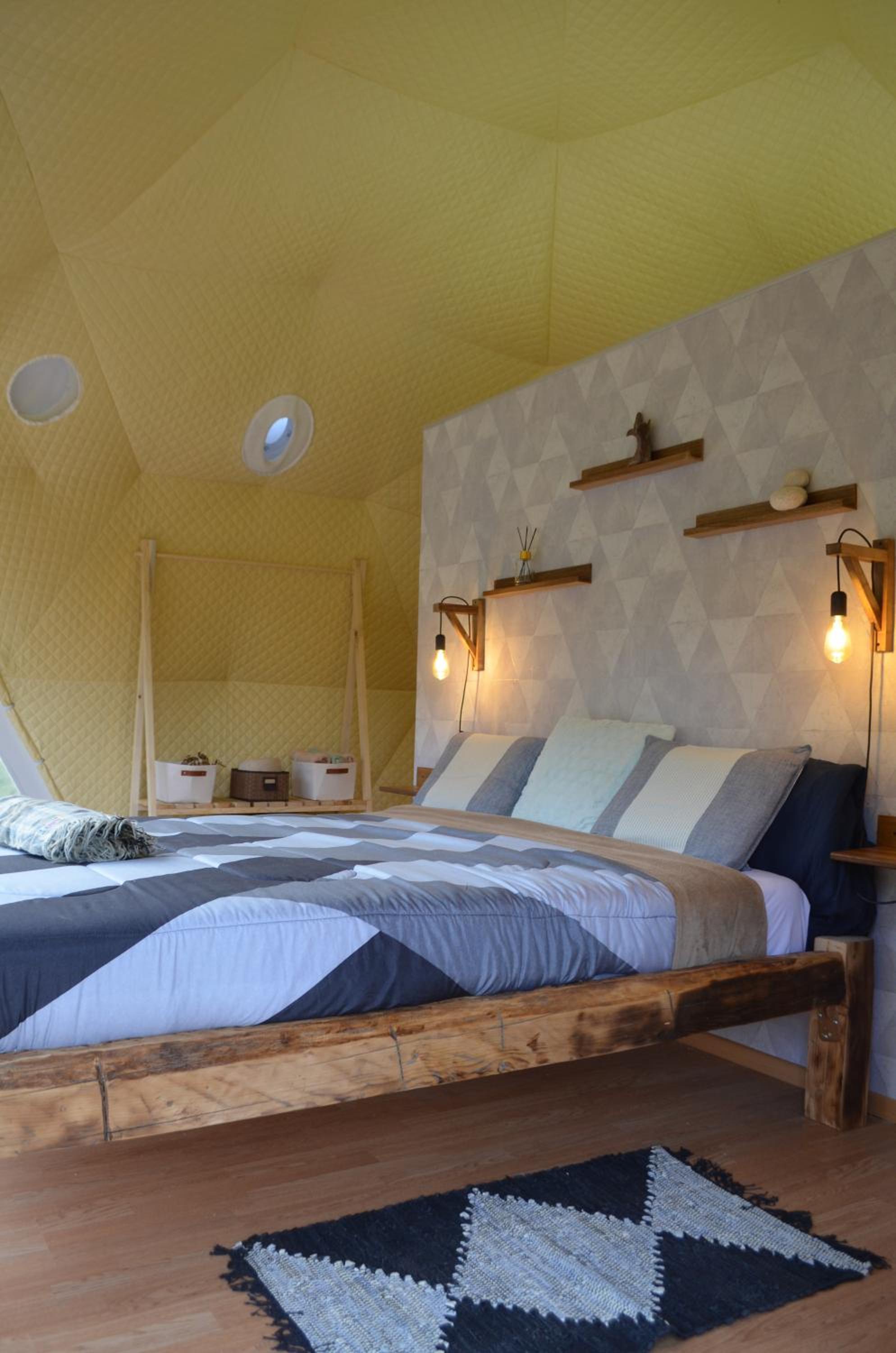 Nomad Glamping