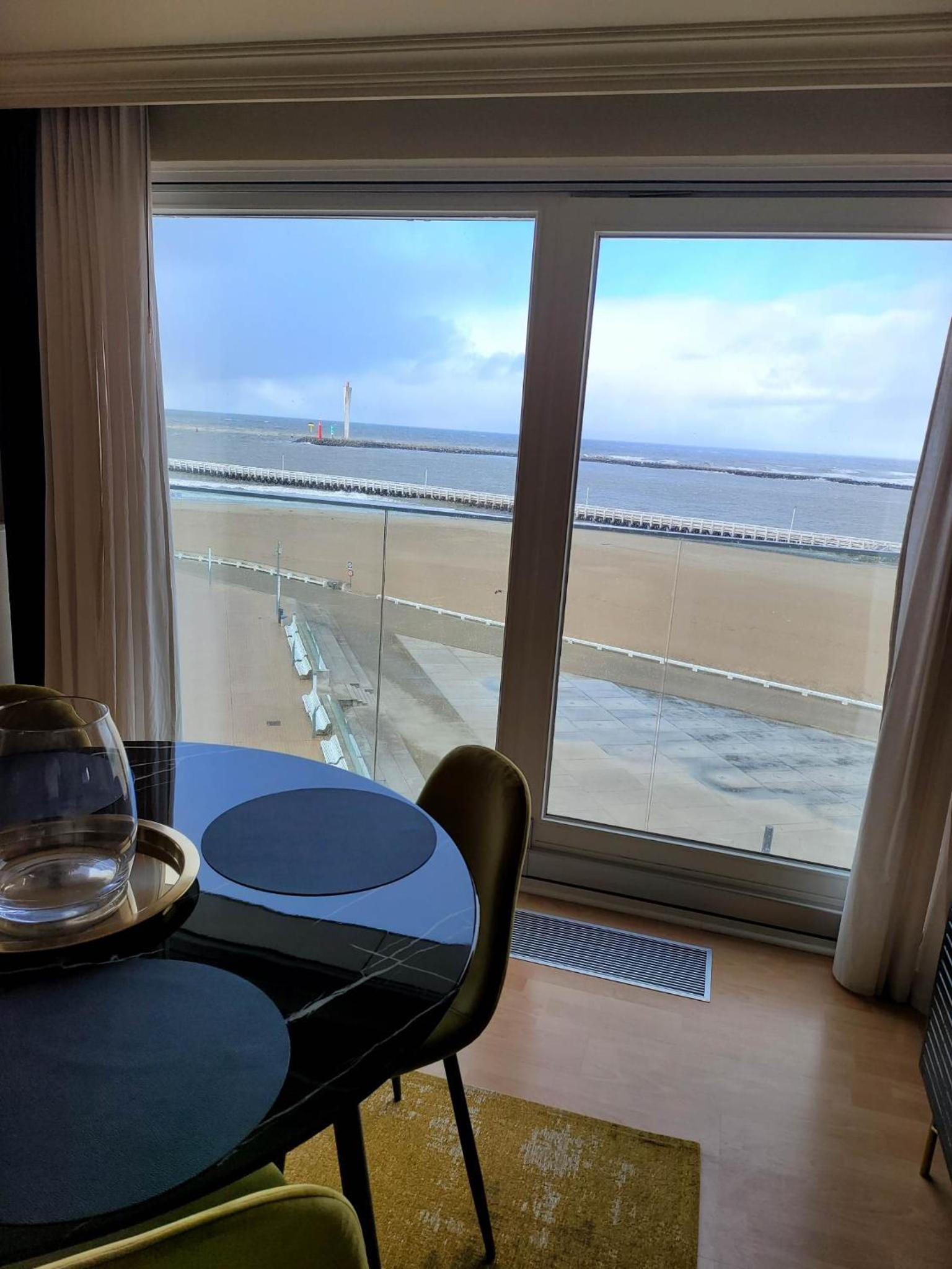 Maui - zeezichtappartement te Oostende