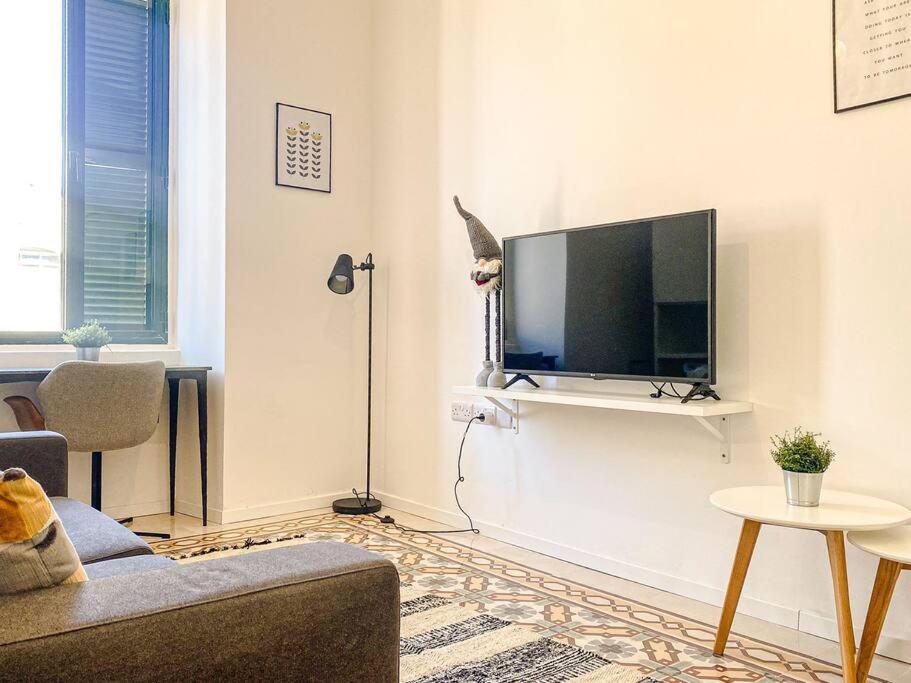 Smart Studio 1 - 'Sacre Cuor' Sliema - By Solea view 3