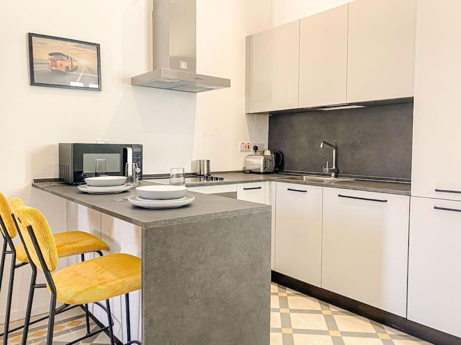 Smart Studio 1 - 'Sacre Cuor' Sliema - By Solea view 5