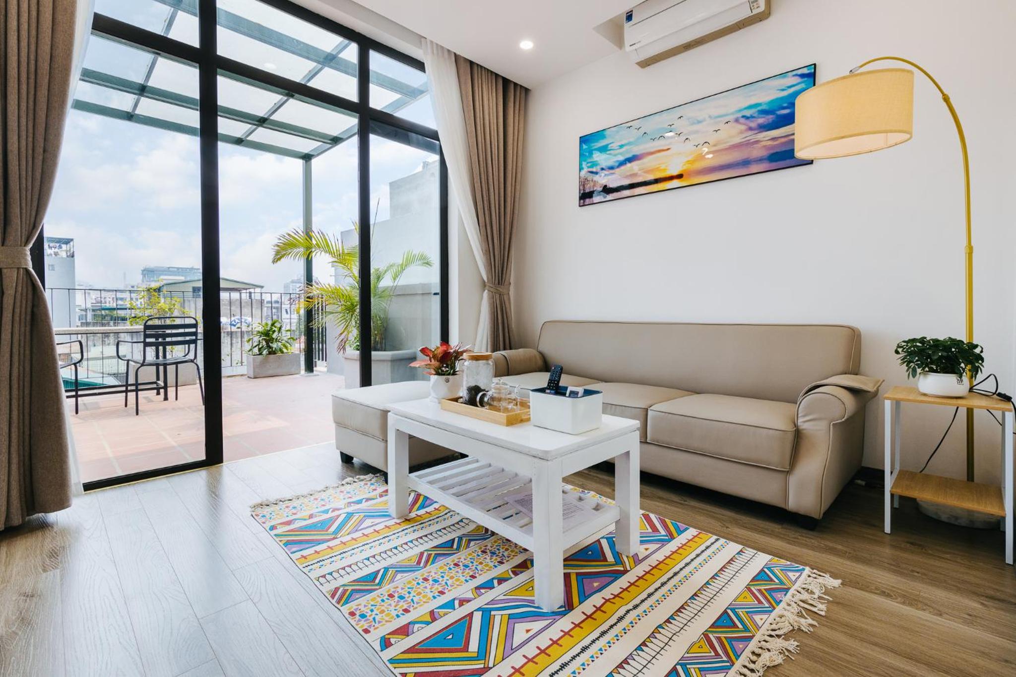 LUCK APART 9 - Hanoi WestLake Balcony Apartment